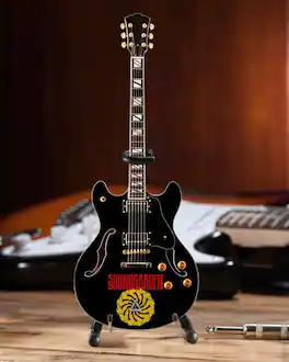 Chris Cornell - Axe Heaven Soundgarden Logo Signiture Black Hallow Body Mini Replica Guitar - Collectibles - Multicolor