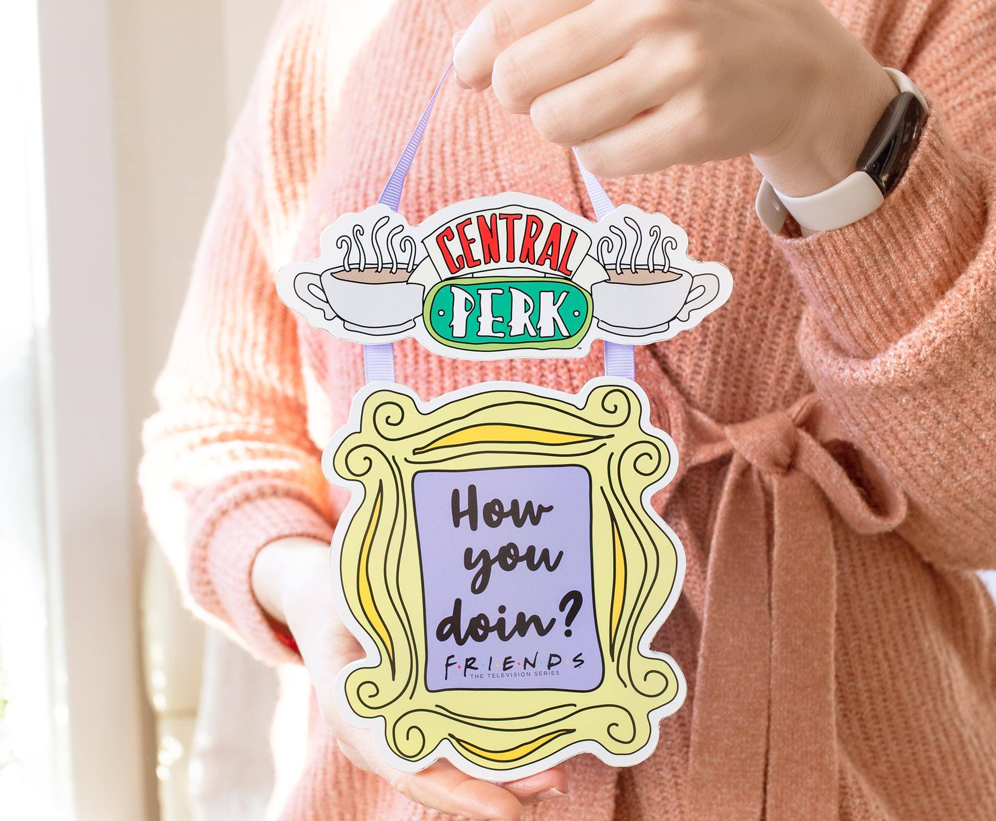 CENTRAL PERK  
How you doin?  
F.R.I.E.N.D.S  
THE TELEVISION SERIES