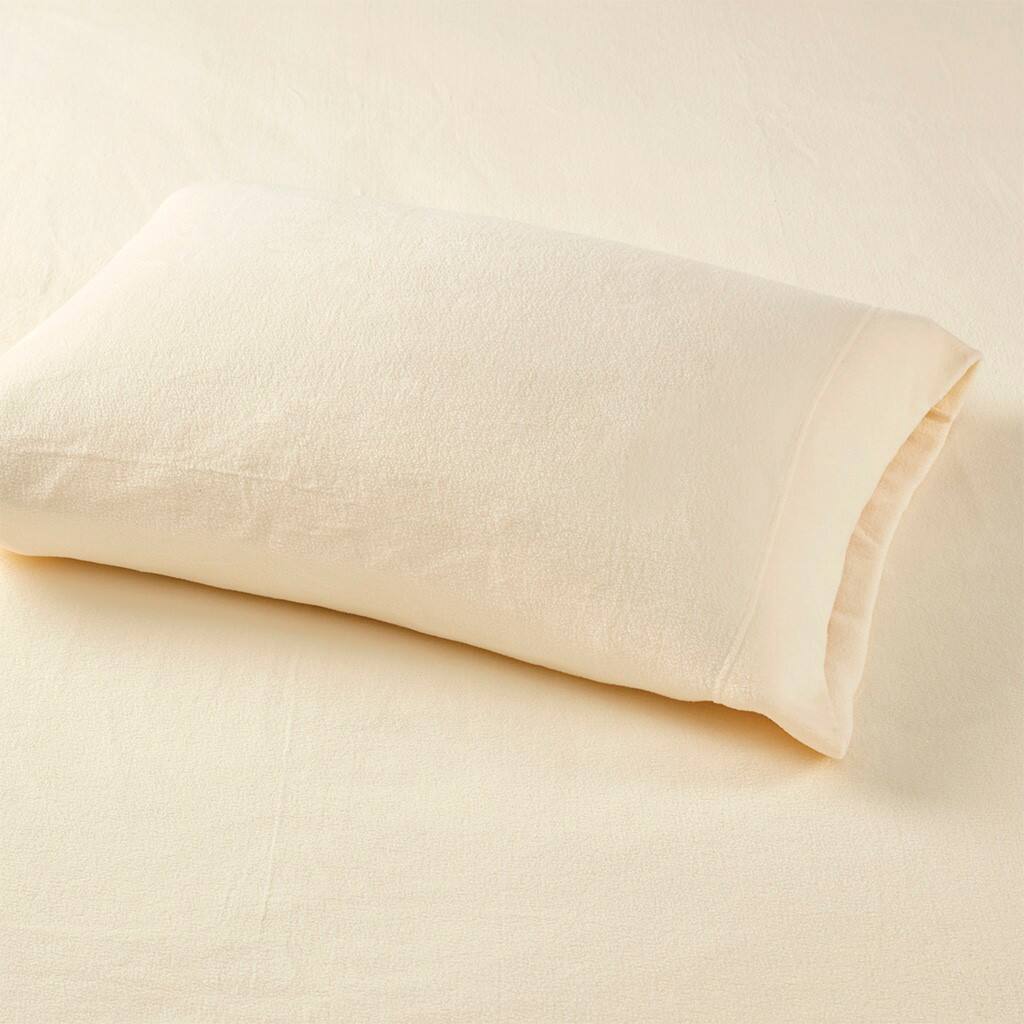Alt View 2. Gracie Mills - Gracie Mills Lenora Microfleece Cozy Sheet Set - Ivory.