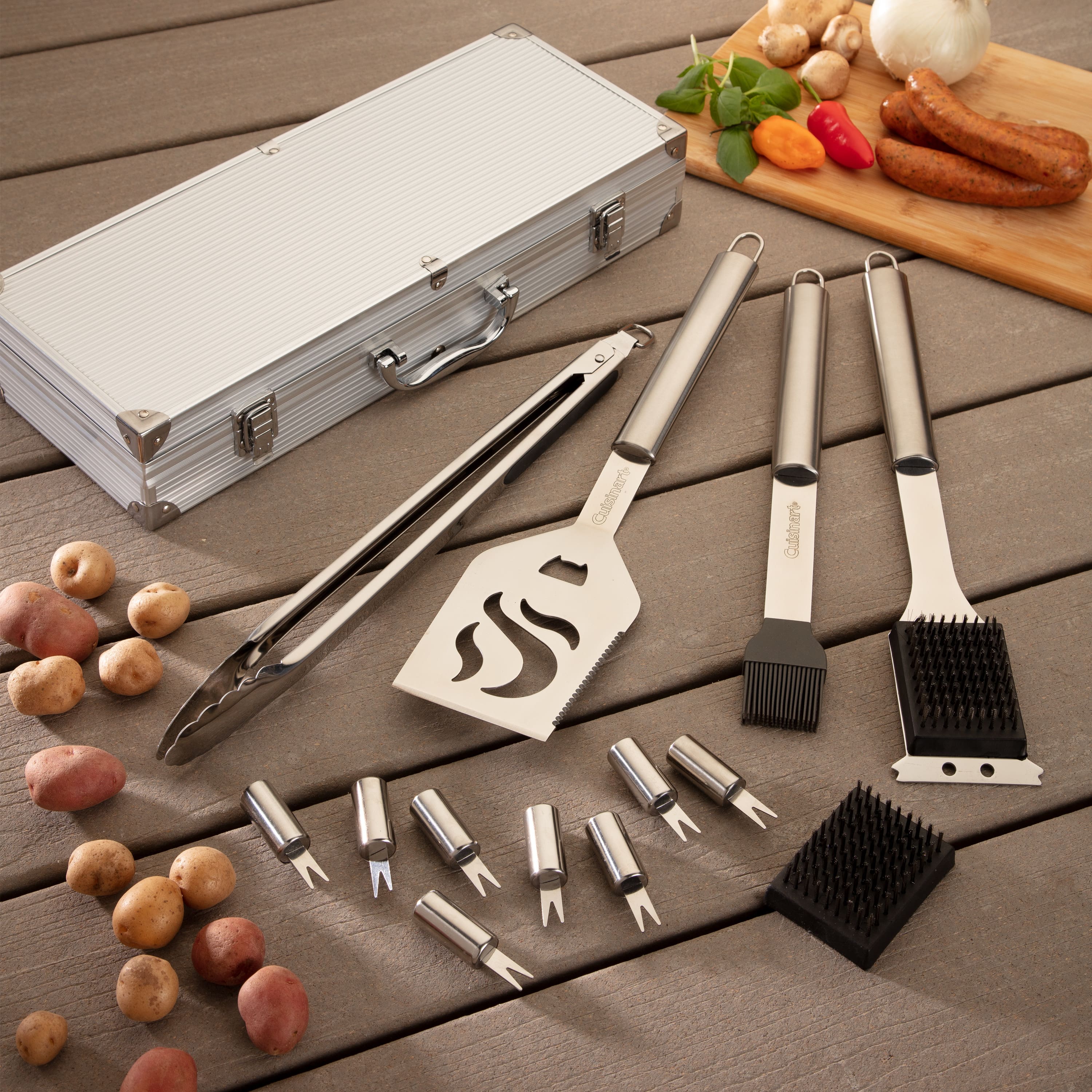 Cuisinart 14 Piece Deluxe Stainless Steel Grill Tool Set Cuisinart 14 Piece Deluxe Stainless Steel Grill Tool Set