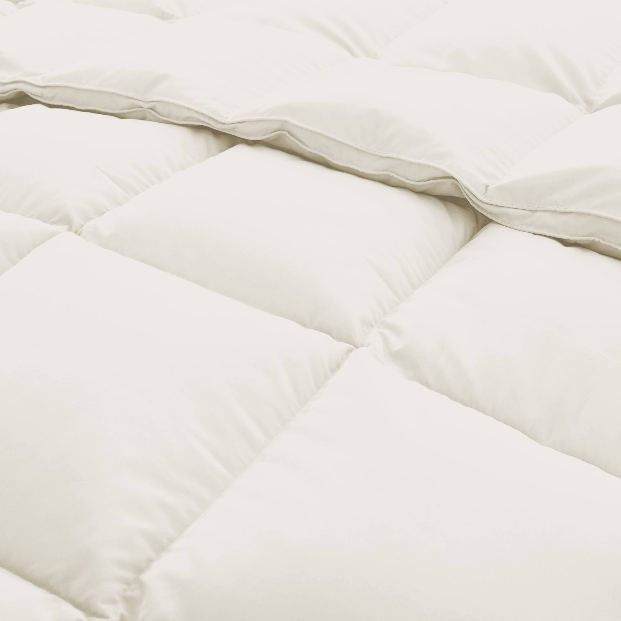 Left. Peace Nest - Peace Nest Luxurious Hotel Feather and Down Fiber Comforter, All Season Duvet Insert, Ivory, Twin - Ivory.
