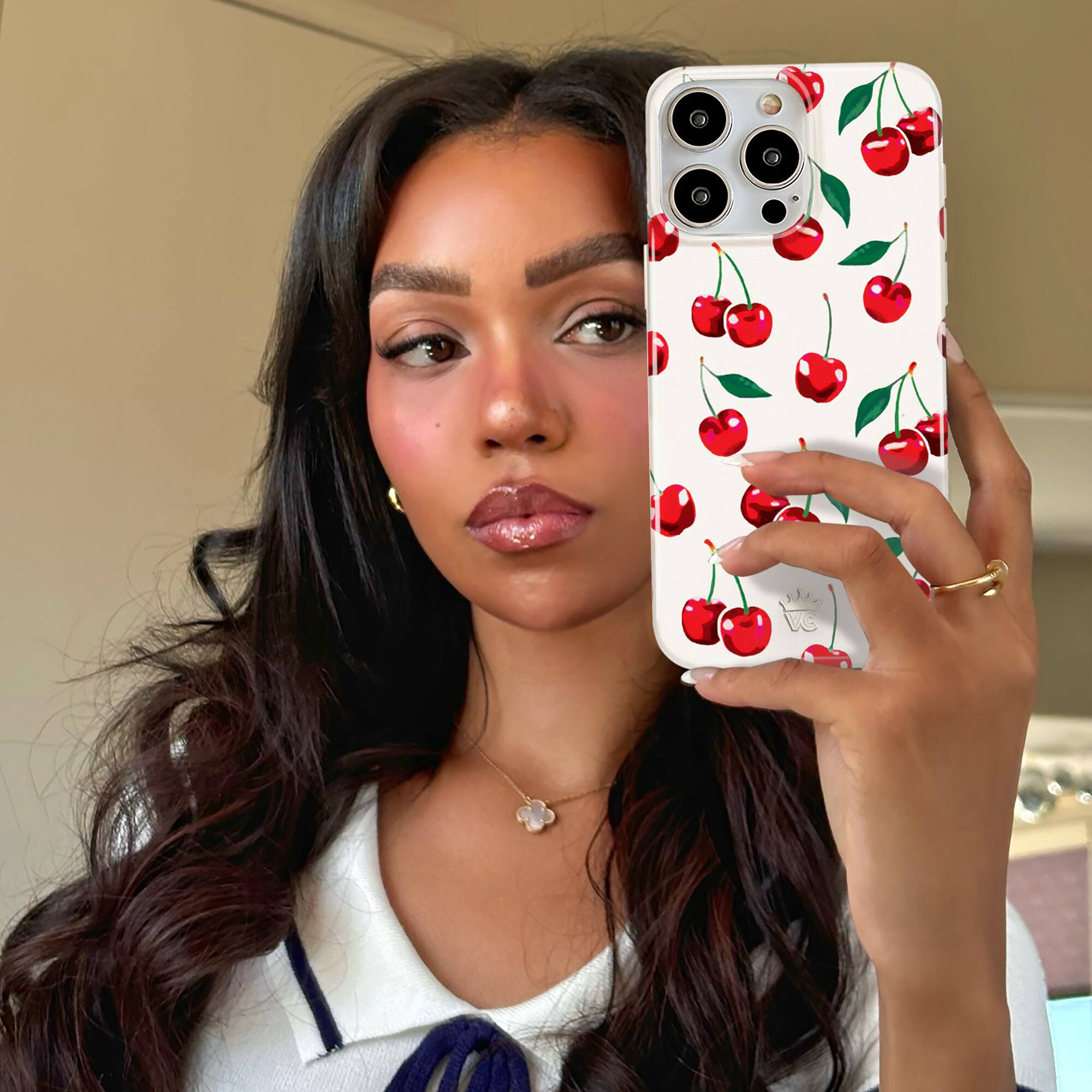 Alt View 3. VELVET CAVIAR - Magsafe Case for Apple iPhone 16 Pro Max - Mon Cheri Cherry.