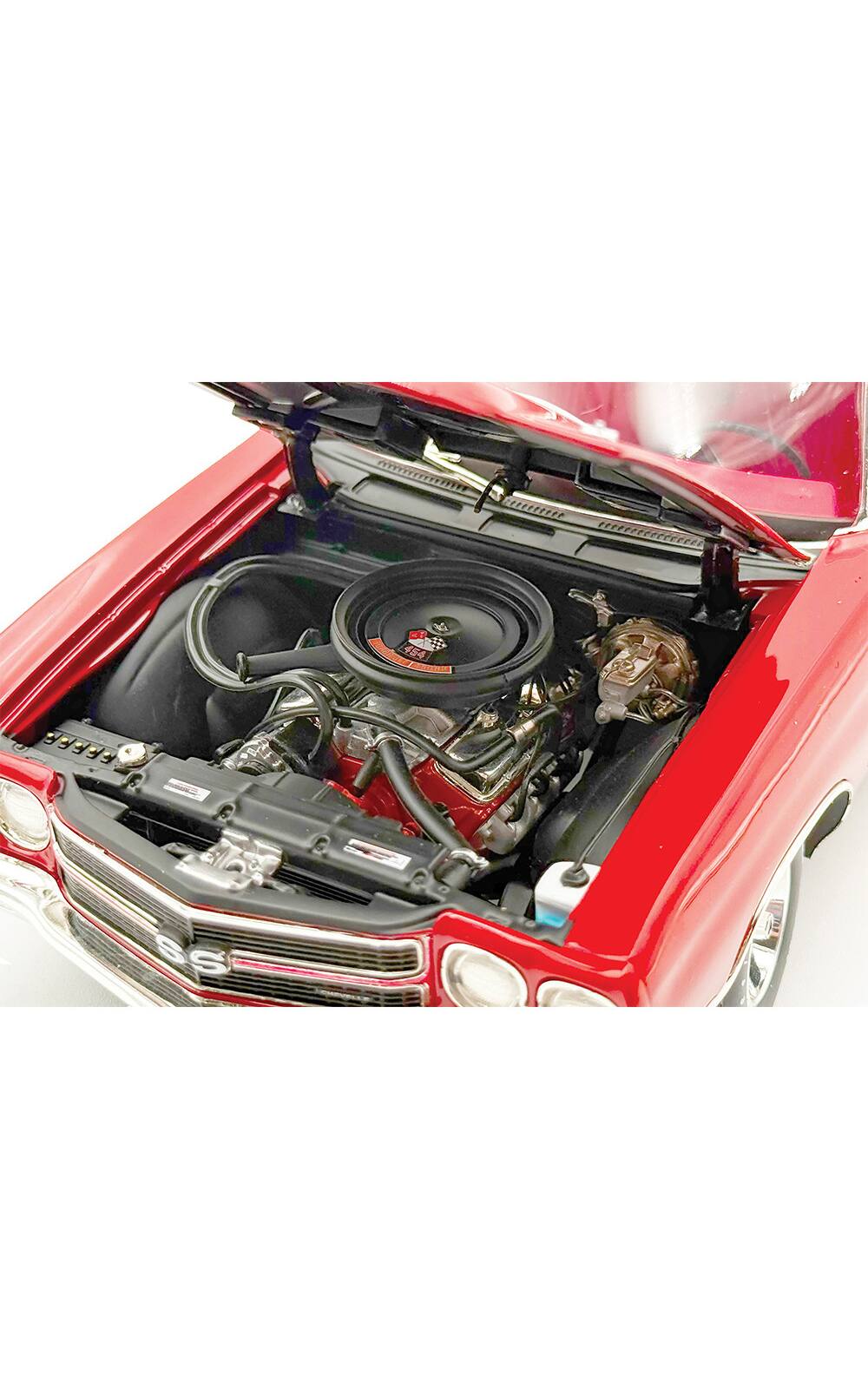 Alt View 1. ACME - 454 LS6 Engine and Transmission Replica from "1970 Chevrolet Chevelle SS" 1/18 Model by ACME.