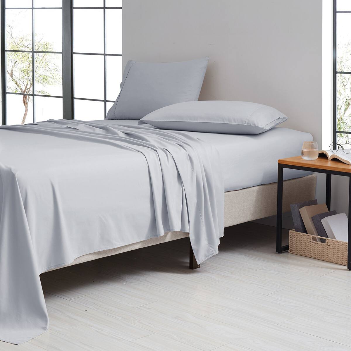 Front. Bamboo Comfort - Bamboo 1800 Thread Count 4 Piece Luxury Solid Sheet Set - Silver.