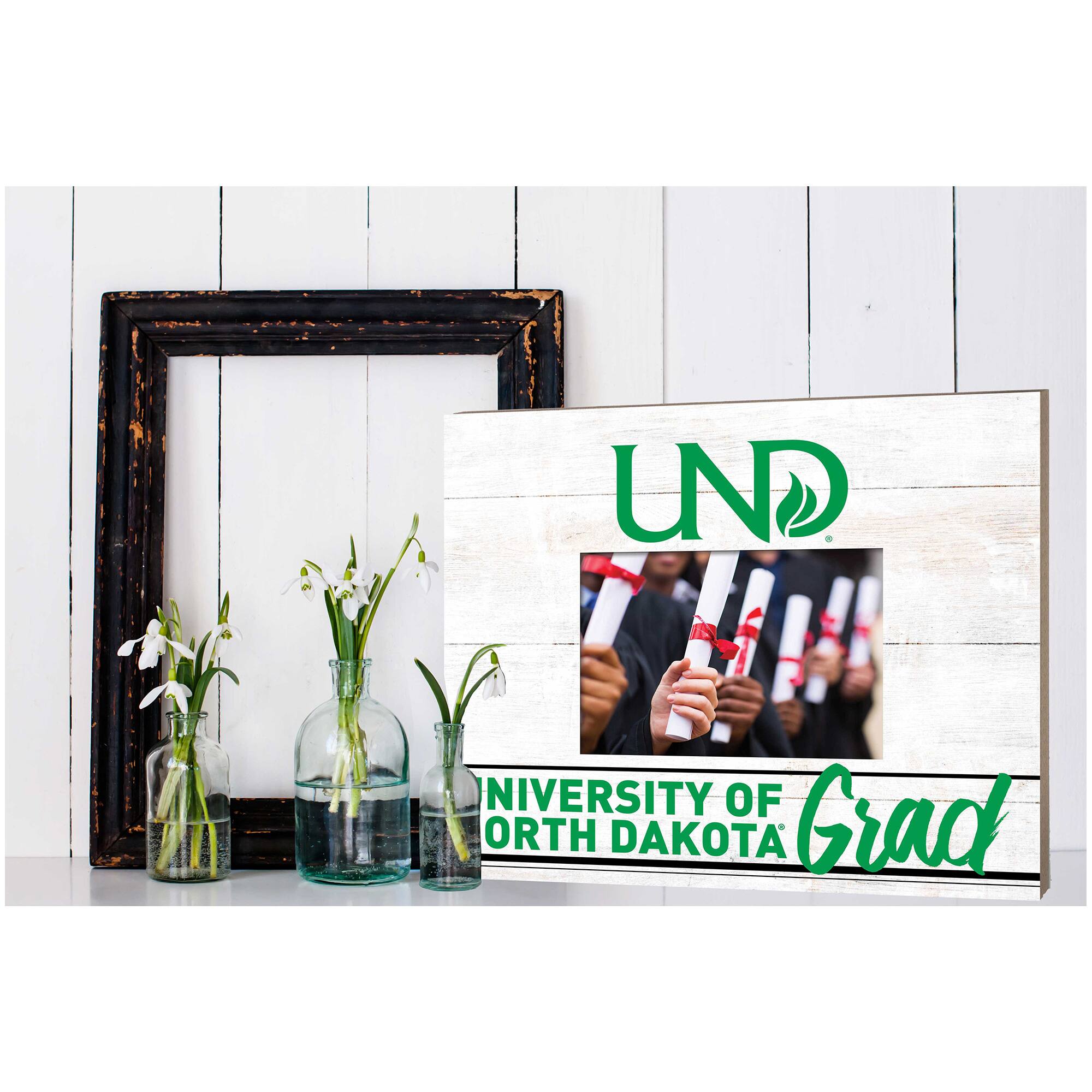 UNIVERSITY OF NORTH DAKOTA Grad