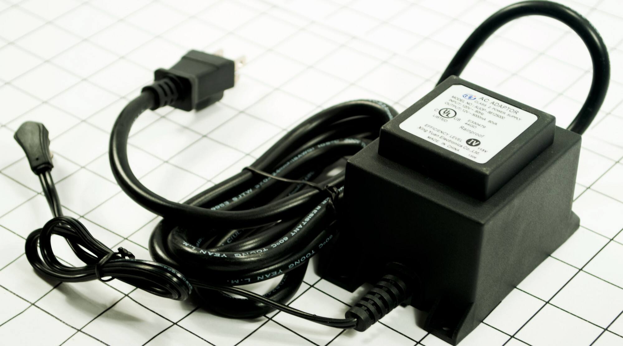 MR AC OUTRUT NO CLASS  
UL N-24-5A4 KPE 85125000  
ADAPTOR FORER LISTED US  
Ad JPRF 440 ESS0479  
ANR Xing EFFICIENCY  
Rainproof Yuuem  
MADE Electronics  
LEVEL IV CHIN Co  
T15V LM DXO  
NITW 9953  
RESIST CIUL  
ANT WL D6O9  
D000  
YEAN BENOL  
TOONG L.M  
YEAN  
NPEeGL