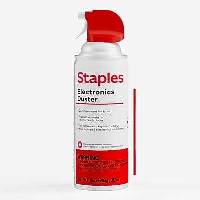 Staples Electronics Duster  
Quickly removes lint & dust  
Includes attachment for hard-to-reach places  
Suitable for use with keyboards, CPUs, laptops & electronic devices  
WARNING: FLAMMABLE CONTENTS. READ CAREFULLY. KEEP OUT OF REACH OF CHILDREN  
NET WT 10oz / 283g 312ml
