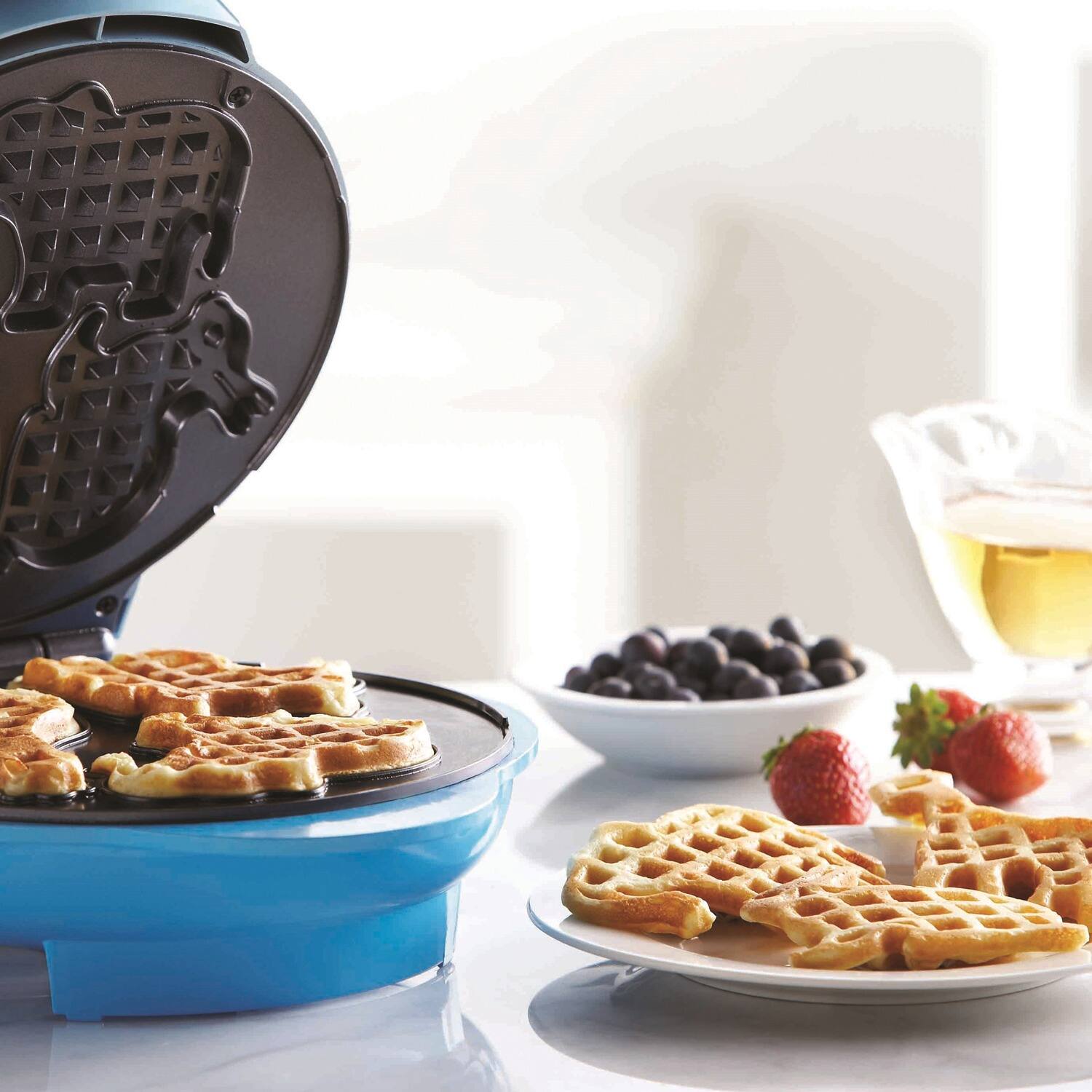 Alt View 7. Brentwood - Brentwood Animal Shaped Waffle Maker in Blue - Blue.