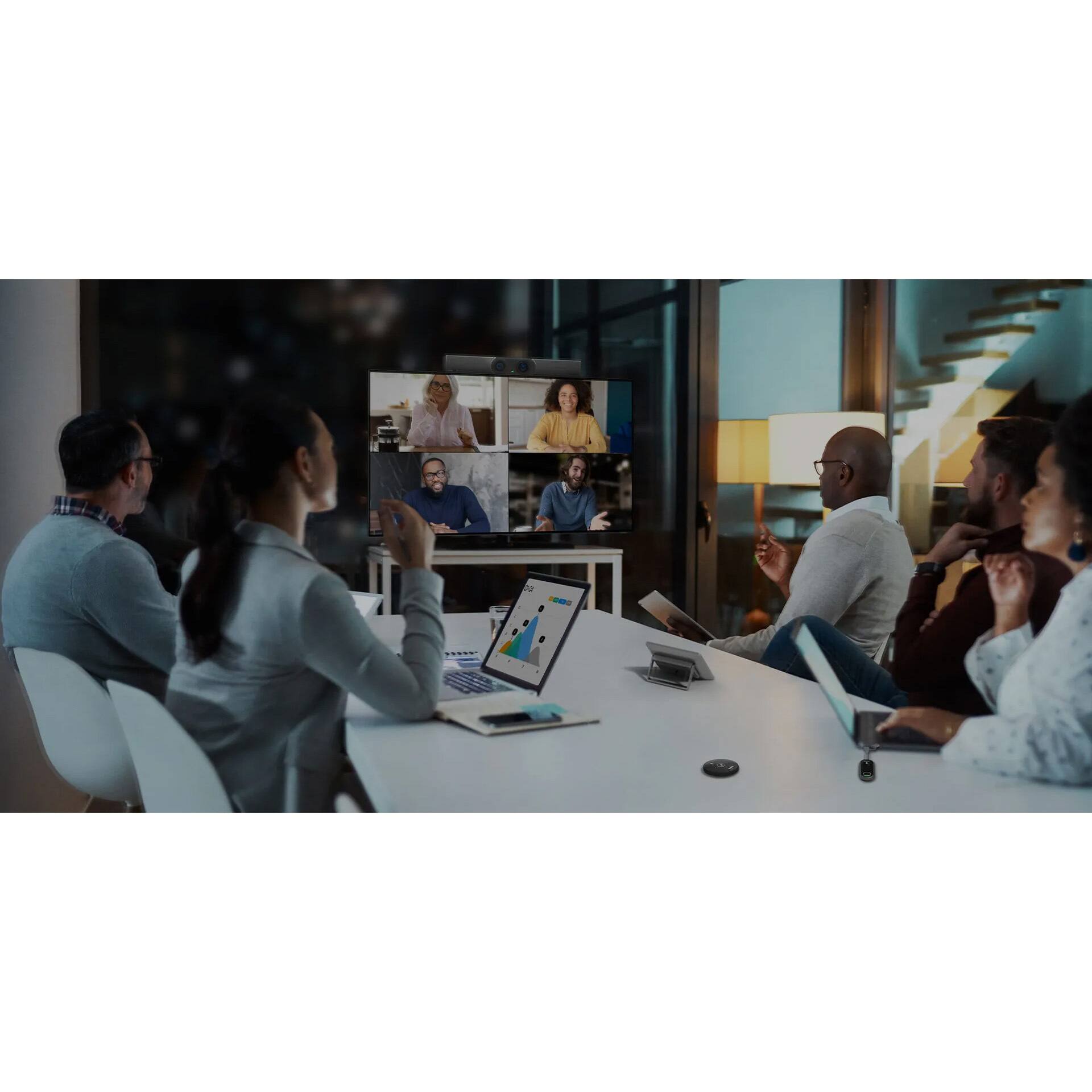 Left. Yealink - Yealink MeetingBar A30 with VCR11 Remote Control.