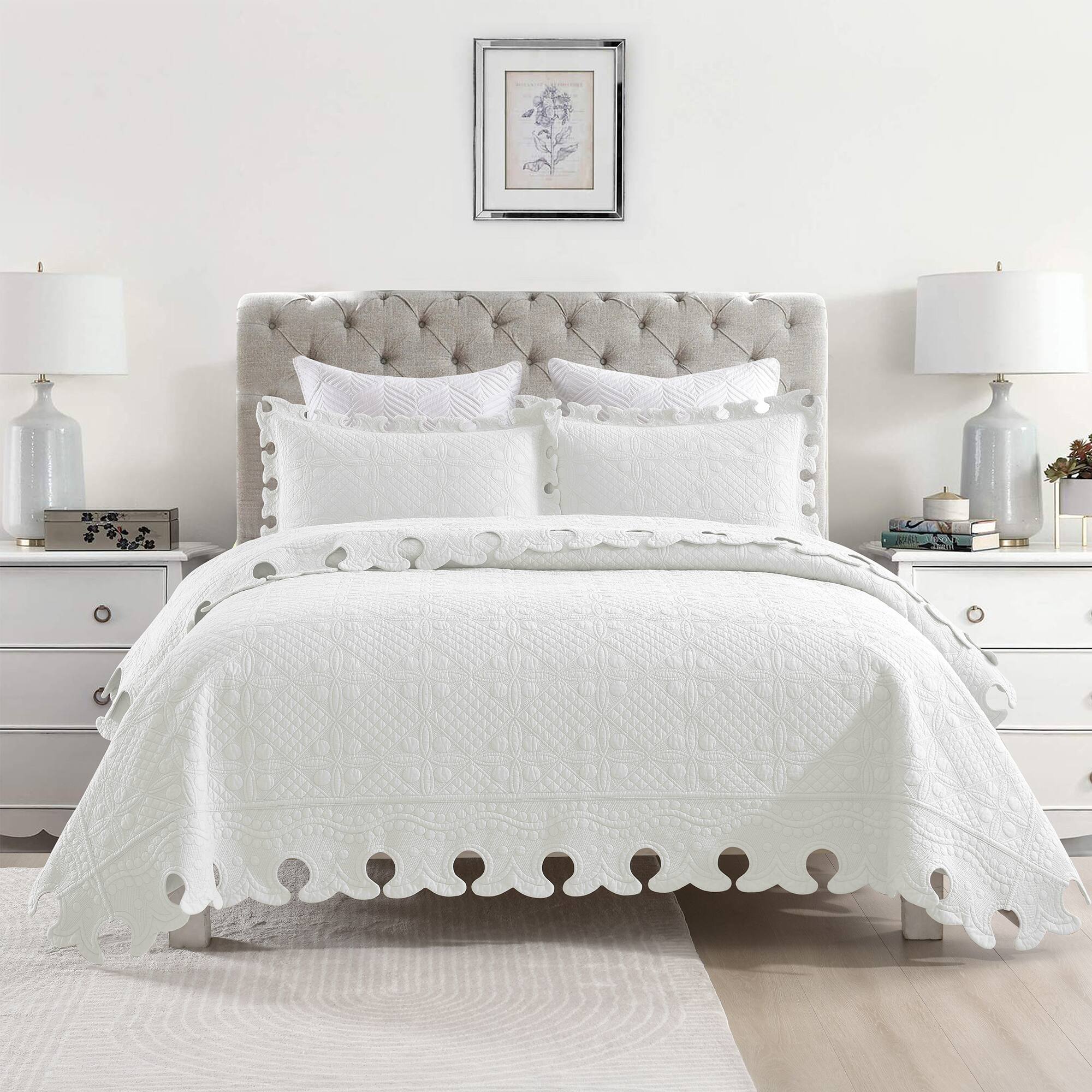Angle. MarCielo - Marcielo 3 Piece 100% Cotton Oversized Quilt Bedspread Set - Soft White.