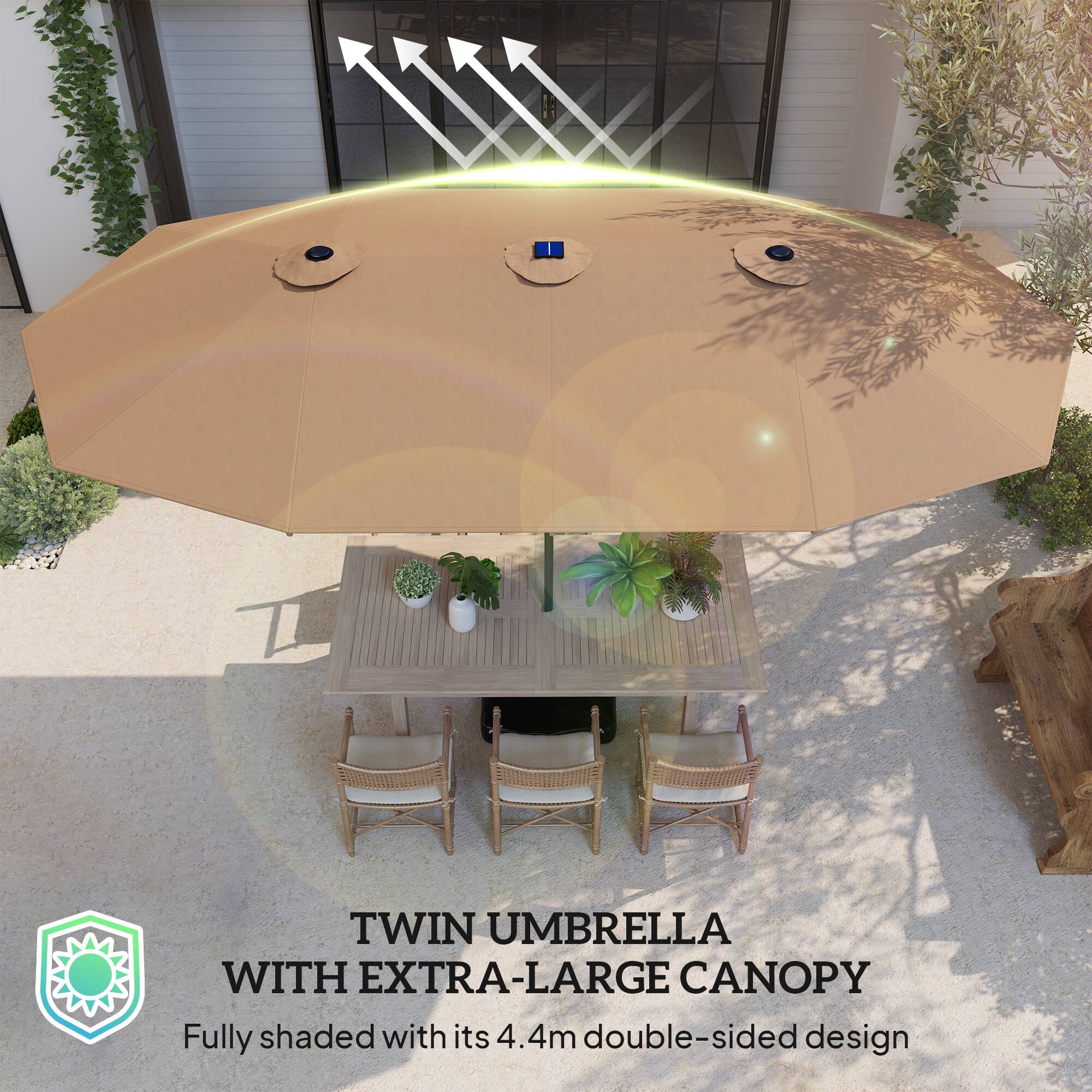 TWIN UMBRELLA WITH EXTRA-LARGE CANOPY  
Fully shaded with its 4.4m double-sided design