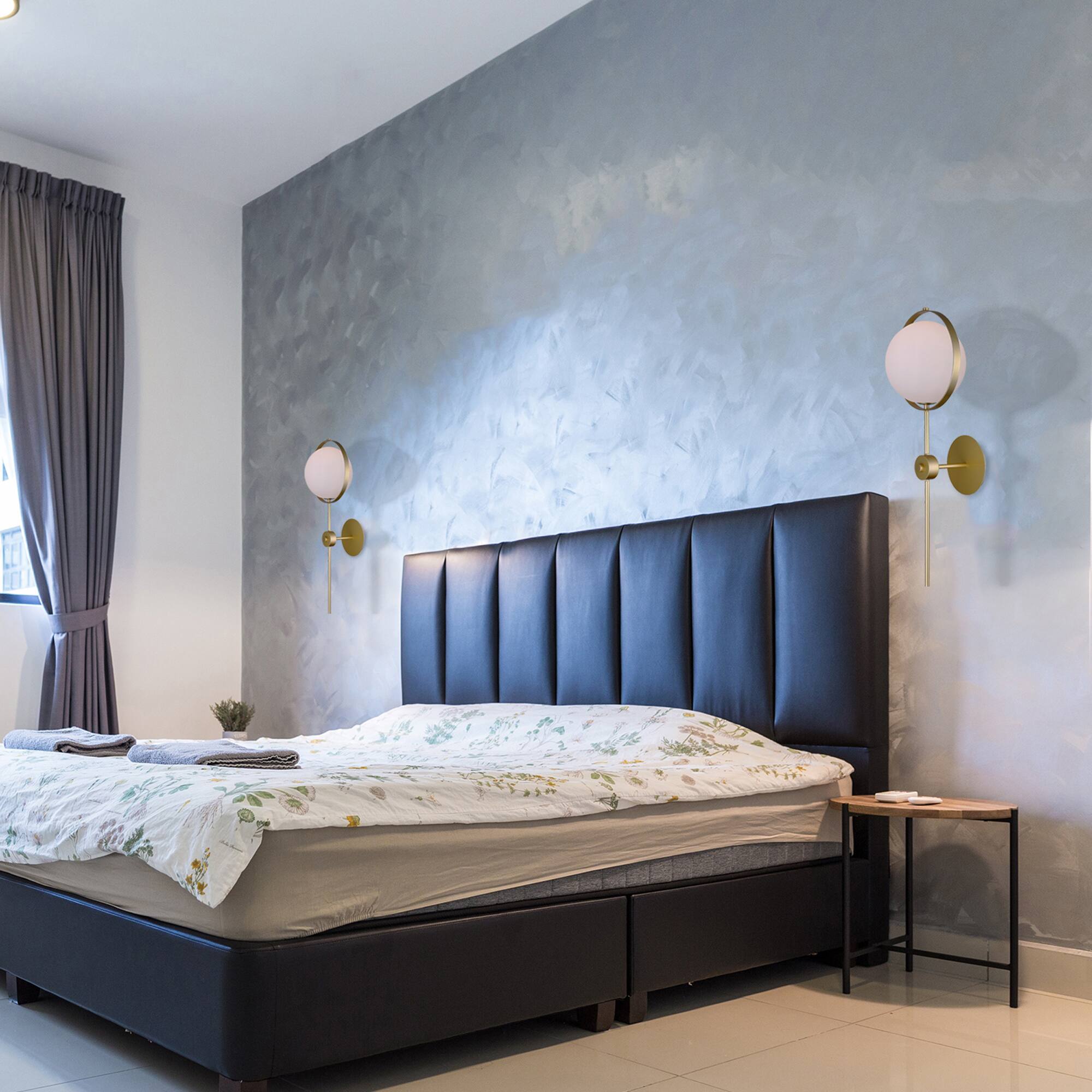 Alt View 2. CWI Lighting - Da Vinci 1 Light Wall Light With Brass Finish - Medallion Gold.