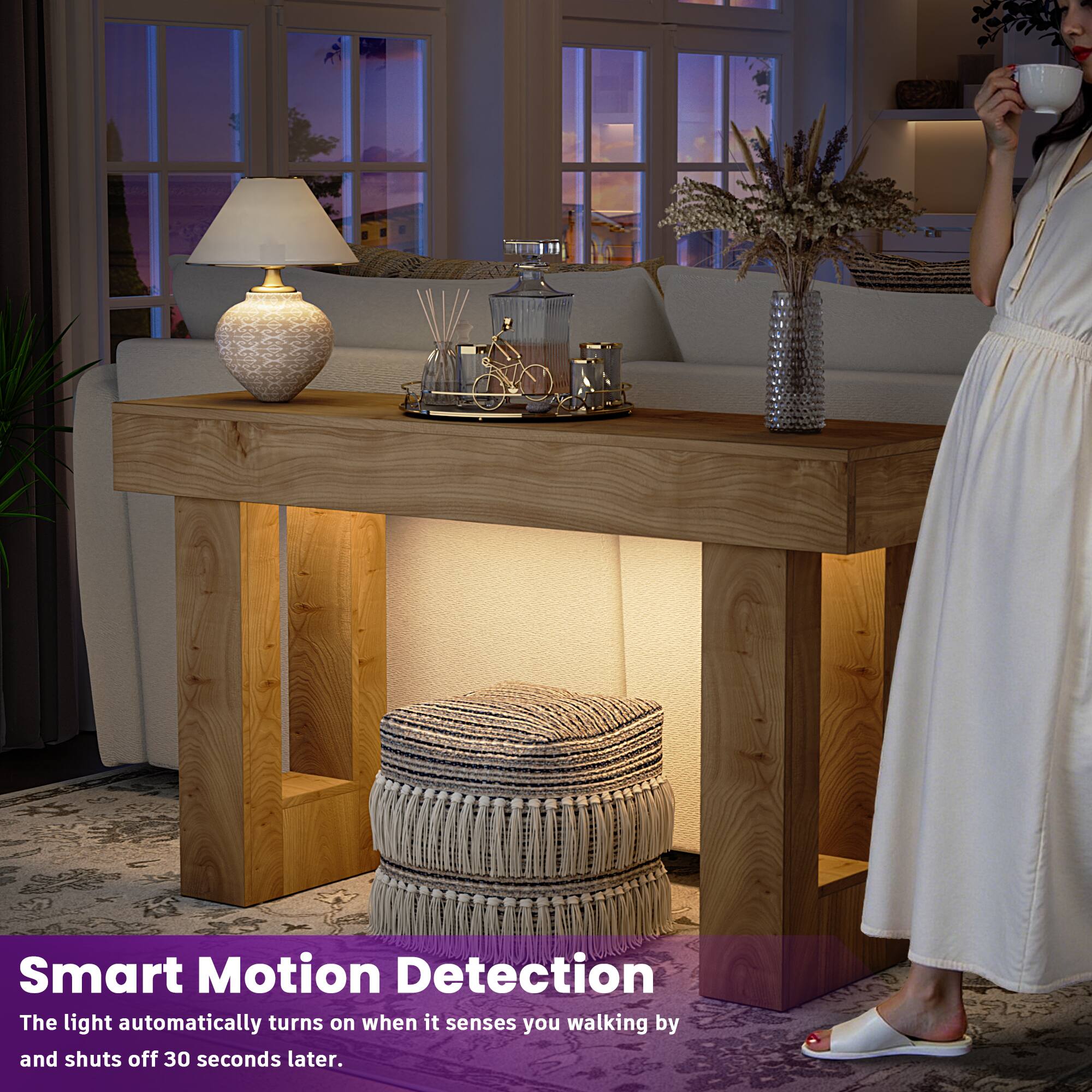 Smart Motion Detection  
The light automatically turns on when it senses you walking by and shuts off 30 seconds later.