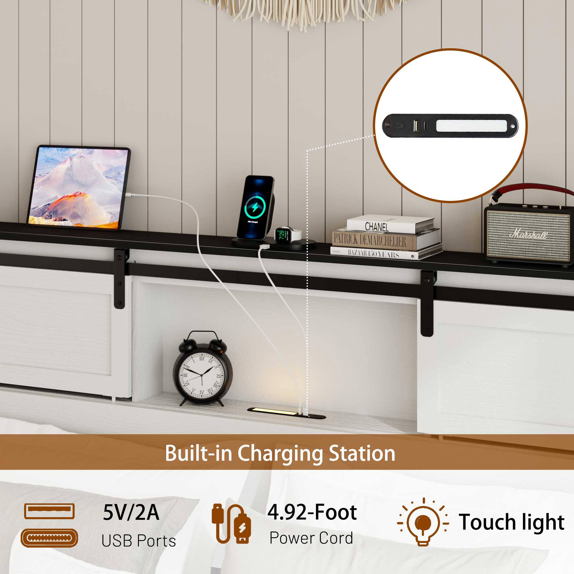 CHANEL PATRICK DEMARCHLIER BVA ROVE MIS Marshalt  
C - i P EX 2  2 S 1V  
Built-in Charging Station  
5V/2A USB Ports  
4.92-Foot Power Cord  
Touch light
