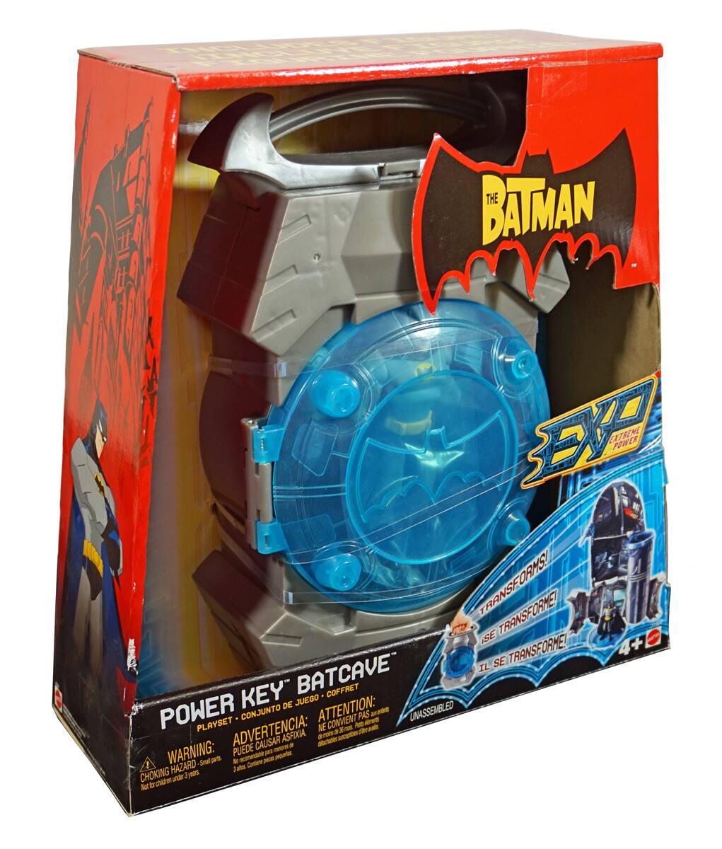 **The Batman**

**Power Key Batcave**

**Sexo Extreme Power**

**Transforms!**
- Ise transforme!
- Il se transforme!

**Power Key Batcave**  
Playset & Coffret de jeu  
Conjunto de juego  
Unassembled Playset

**Warning: Choking Hazard - Small parts. Not for children under 3 years.**

**Advertencia: Puede causar asfixia. No es para niños menores de 3 años.**

**Attention: Ne convient pas aux enfants de moins de 3 ans.**

**4+**