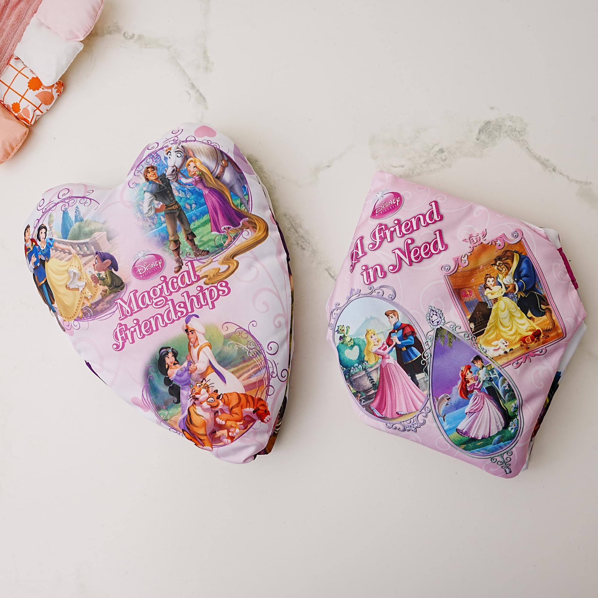 Disney Magical Friendships  
A Friend in Need