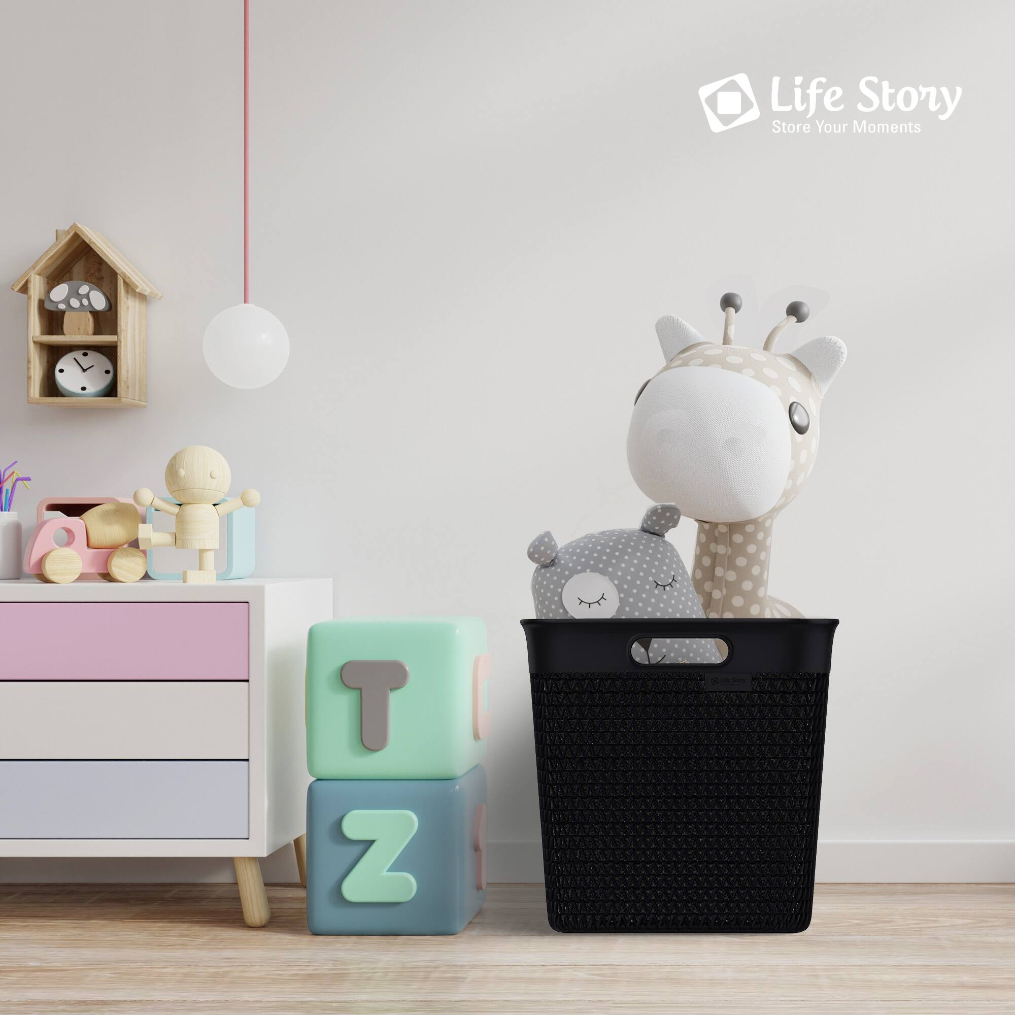 Life Story  
Store Your Moments