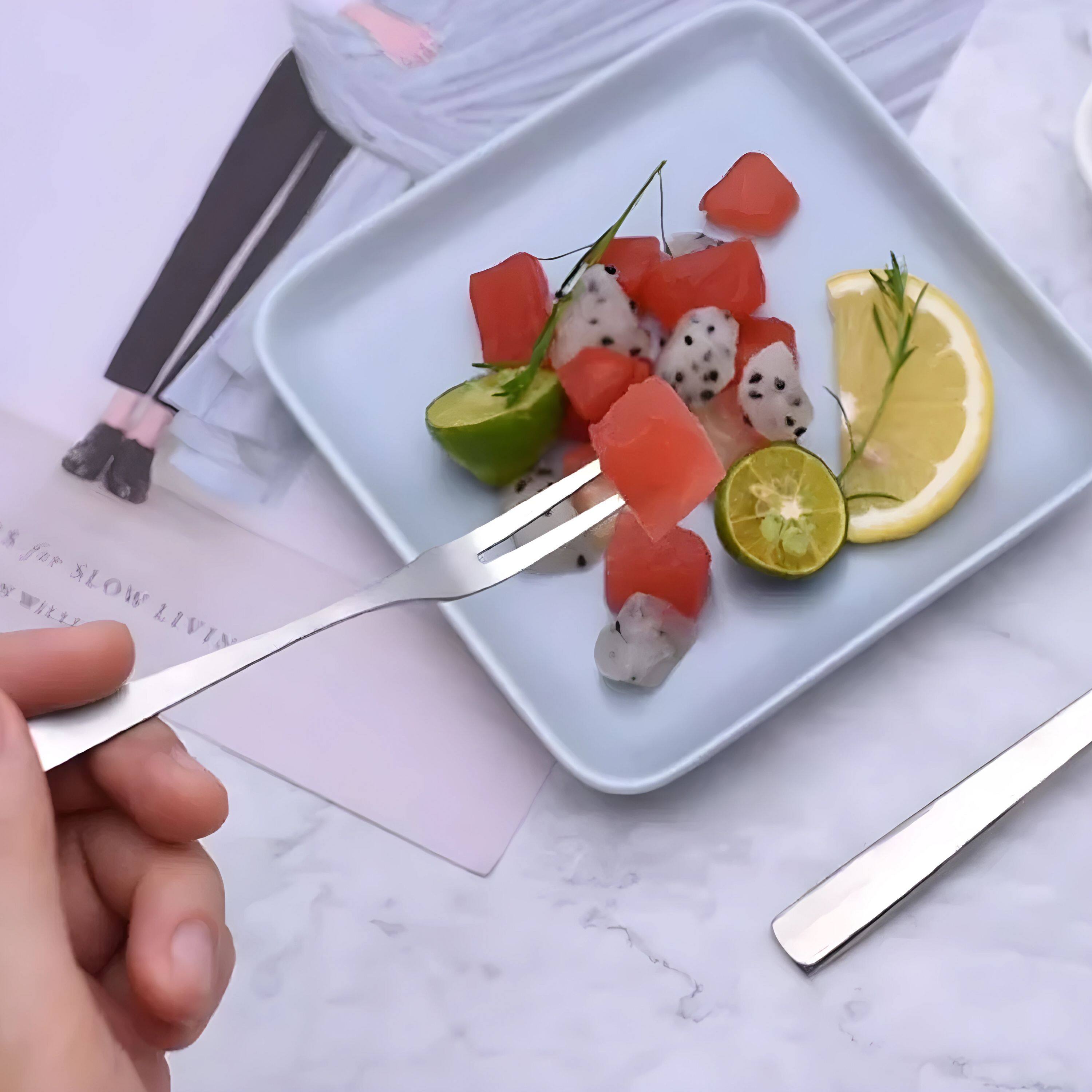 S for W  
WILL SLOW LIVIN