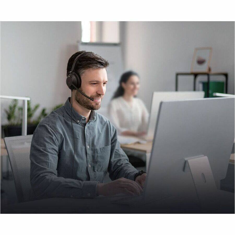 Alt View 2. Yealink - Yealink UH35 Headset - Stereo - USB - Wired - 32 Ohm - 20 Hz to 20 kHz - Over-the-head, On-ear - Binaural - Supra-aural - Black.