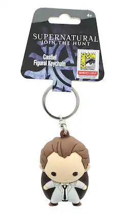 Sure, here is the corrected and grouped text from the image:
---
**SUPERNATURAL**
**JOIN THE HUNT**
**Castiel**
**Figural Keychain**
**COMIC CON INTERNATIONAL**
**SAN DIEGO**
**2018 EXCLUSIVE**
---
**4+**
