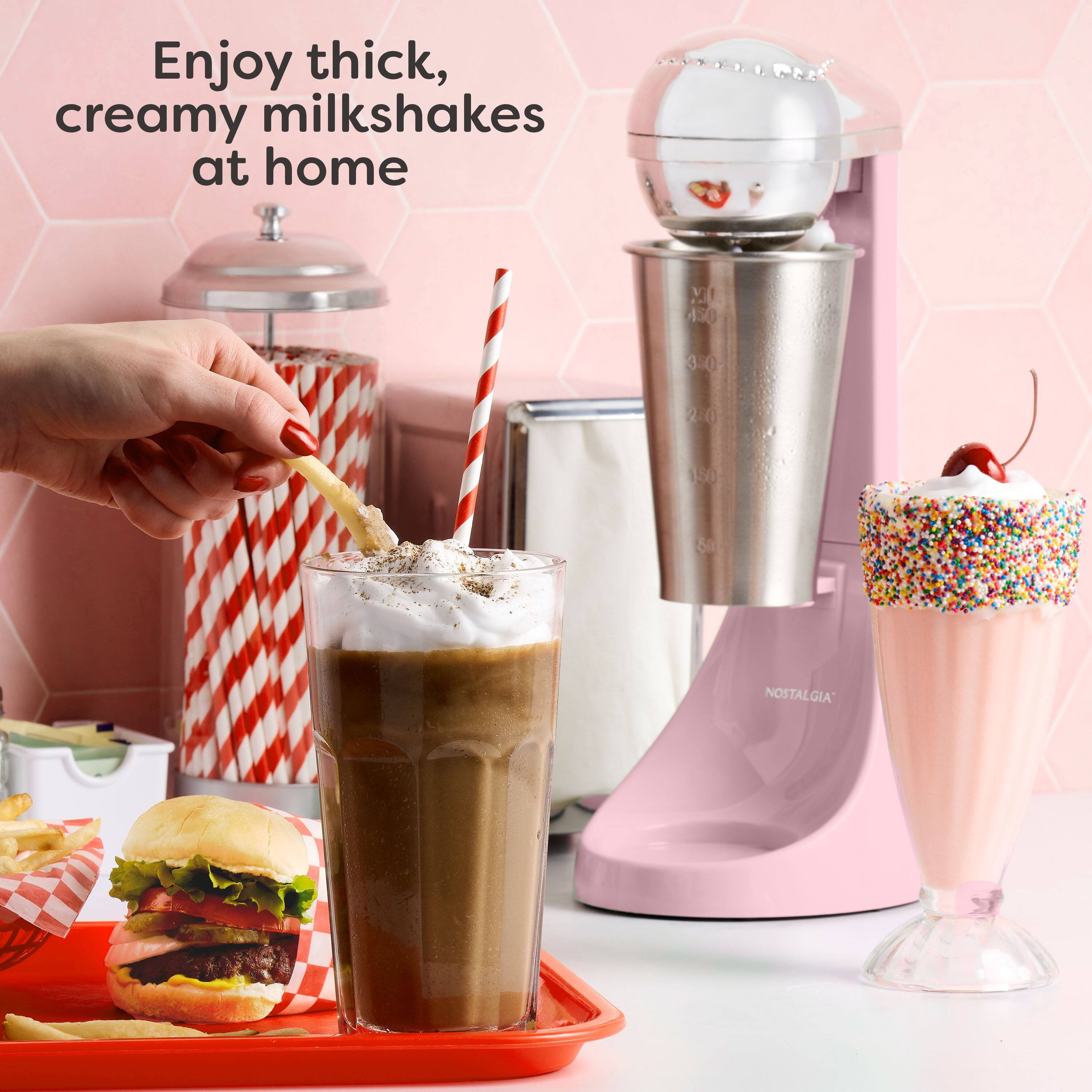 Enjoy thick, creamy milkshakes at home

XIO 450 3.0 20 150 50

NOSTALGIA GIA