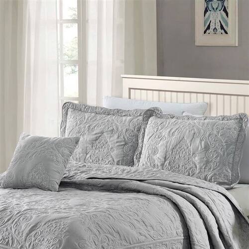 Angle. Hivvago - Queen size Ash Grey Damask Embroidered 4 Piece Oversized Bedspread Set - Ash Grey.