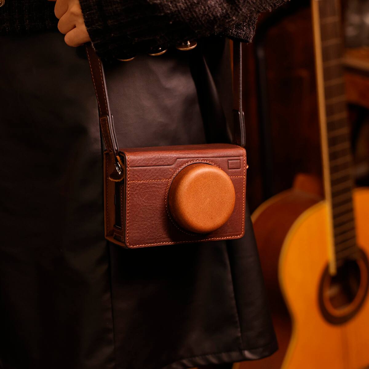 Alt View 3. Smallrig - SmallRig Leather Case Kit for Fujifilm X100VI.