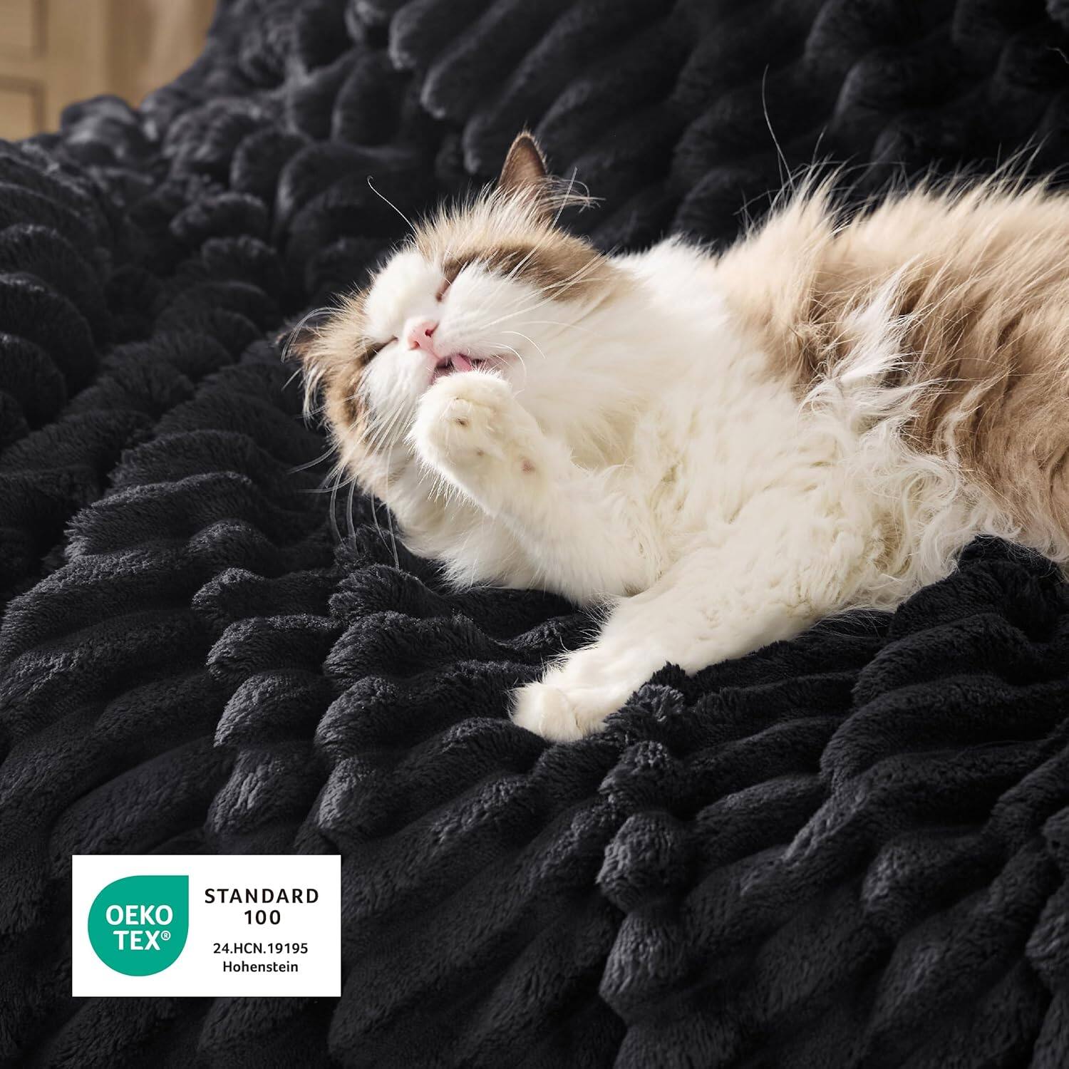 Alt View 6. blue - Paaaawaters Sherpa Throw Blanket for Couch - Super Soft, Cozy Fleece Thick Warm Blanket for Winter - color:03-Grey+size:Twin(60"x80").