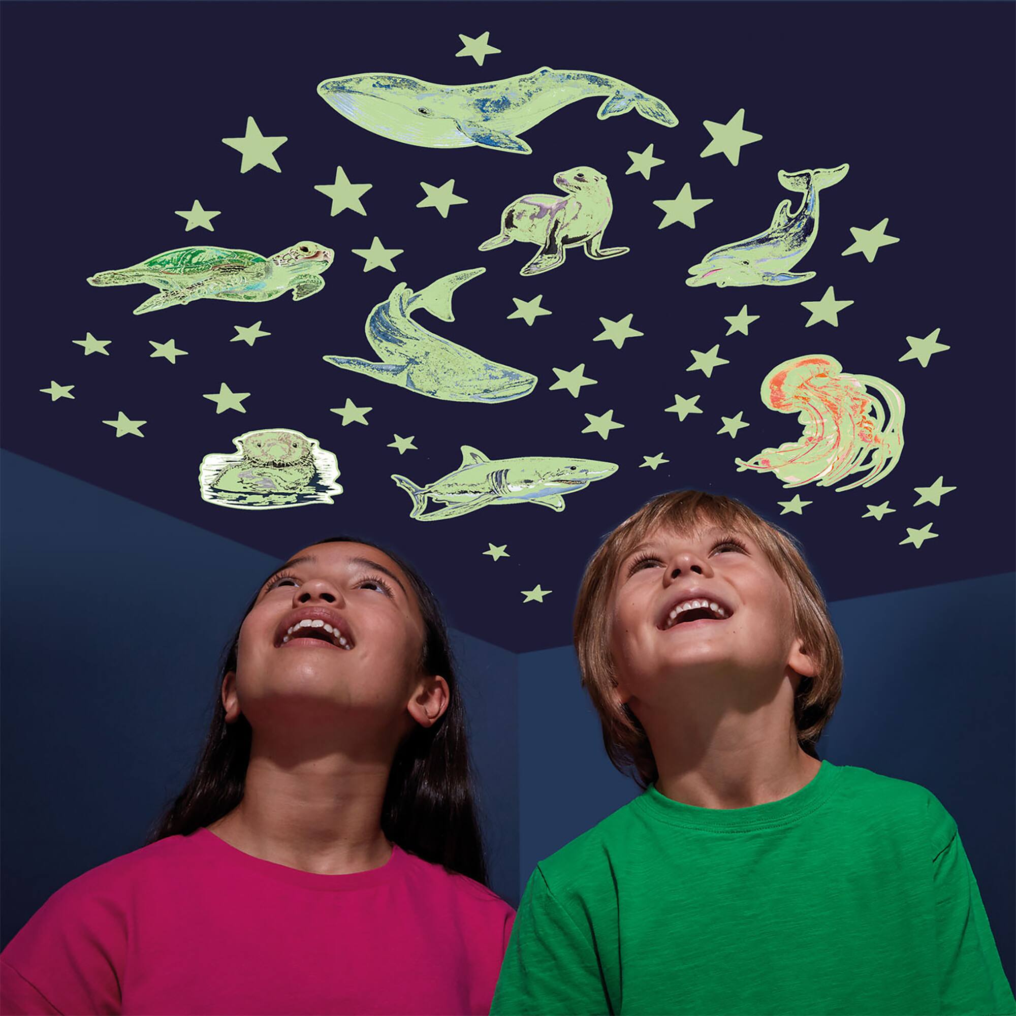 Left. Brainstorm Limited - Brainstorm Toys - Glow Stars & Sea Creatures ECO, 35 Stars & 8 Ocean Animals, Glow Wall Décor.