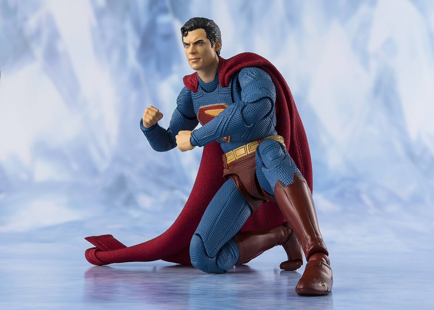 Alt View 2. PopMarket - Tamashii Nations - Superman -S.H.Figuarts   - COLLECTIBLES - Multicolor.