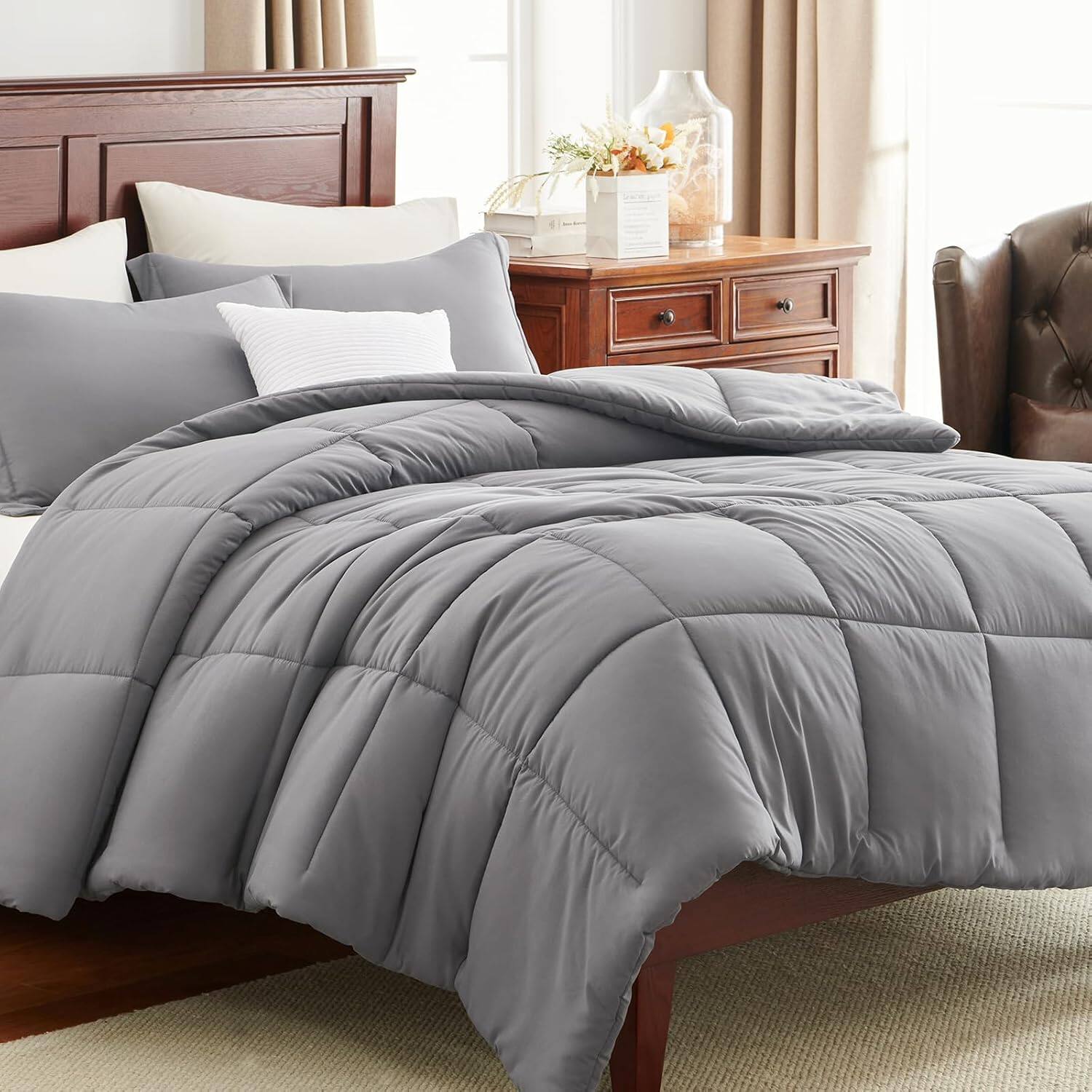 Alt View 3. FINEAK - Queen Comforter Set-Soft, All-Season, 3-Piece Comfort - Grey.