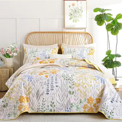 Front. Earthley Blooms - Floral Quilt Sets Set 3 Pieces Bedspreads Bedding Soft And Cozy Microfiber Lightweight Flower Bed Coverlet - Yellow-King.