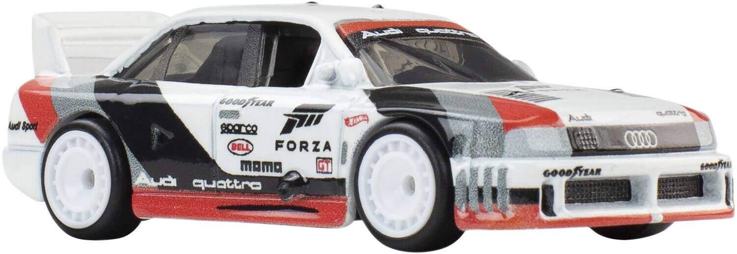 Audi Sport  
GOOD YEAR  
BELL FORZA  
MAMA  
quattro  
GOOD YEAR  
Op 6000