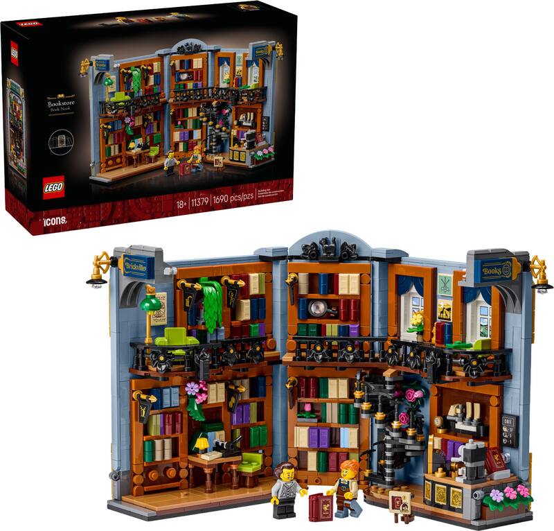 LEGO - Icons Bookstore: Book Nook Building Set 11379