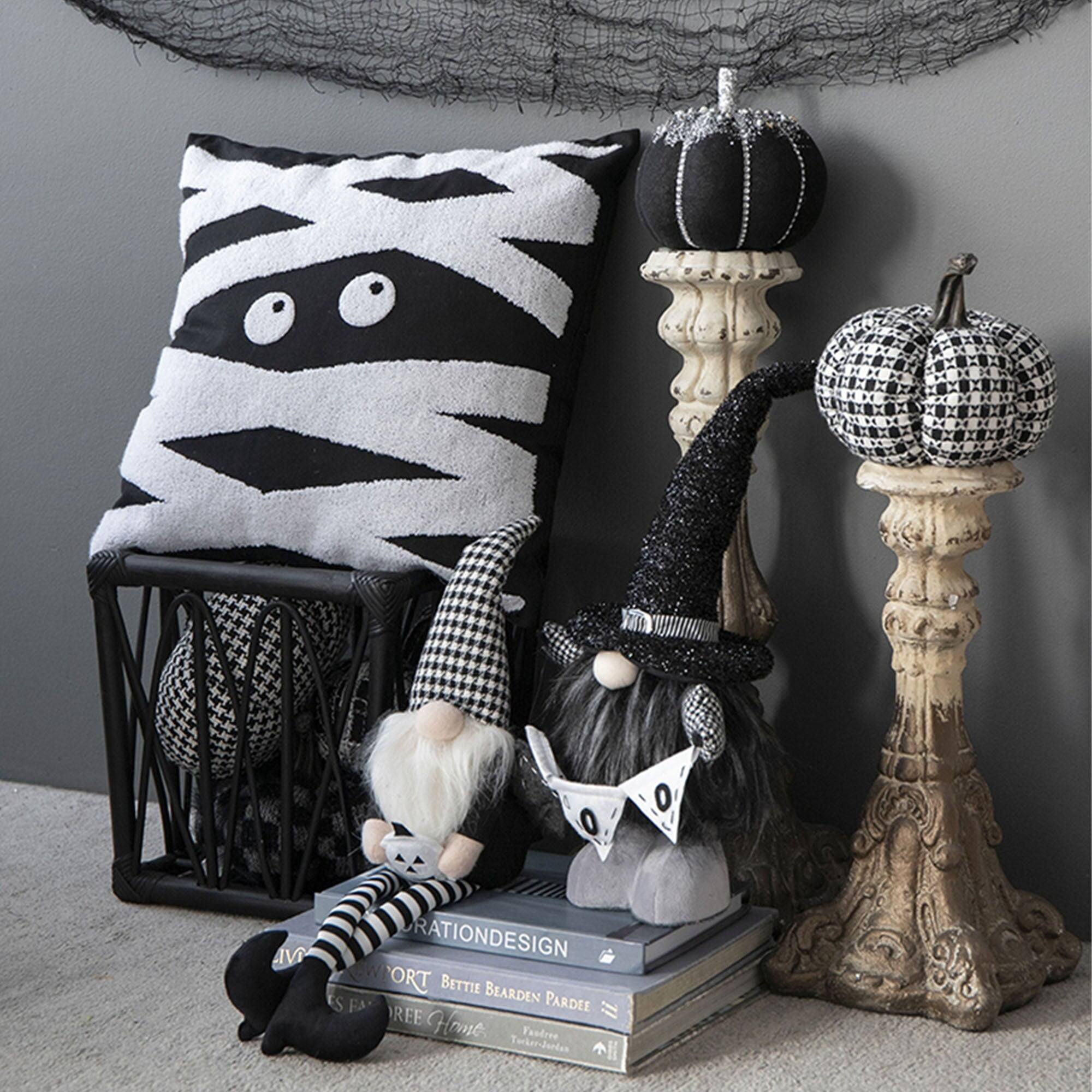 Sure, here is the corrected and grouped text from the image:

- ORGANIZATIONDESIGN
- SORT BETTIE BEARDEN
- ES FA PARDEE
- Home
- Fautree
- Torker-Jurden