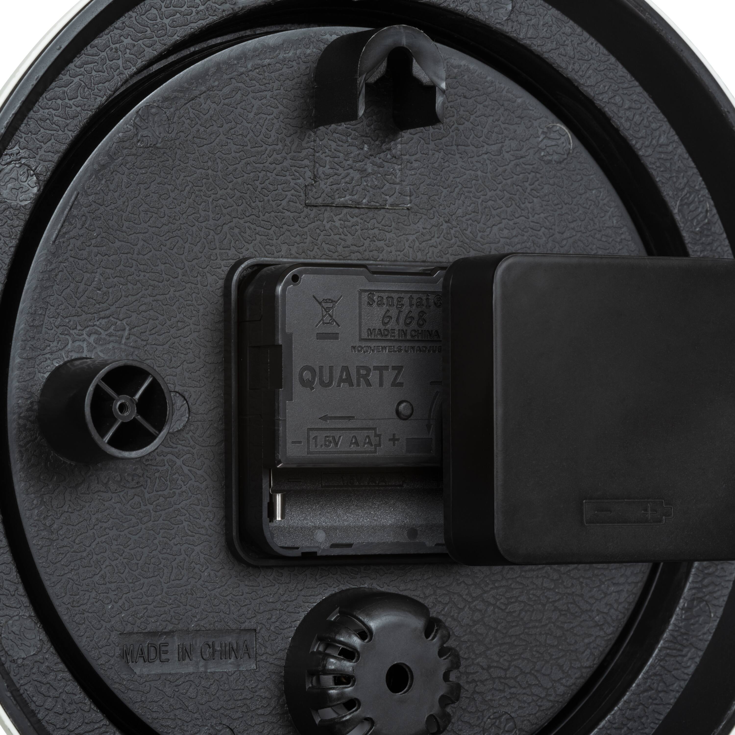 Sangtaie 6168  
MADE IN CHINA  
QUARTZ  
1.5V A A  
MADE IN CHINA