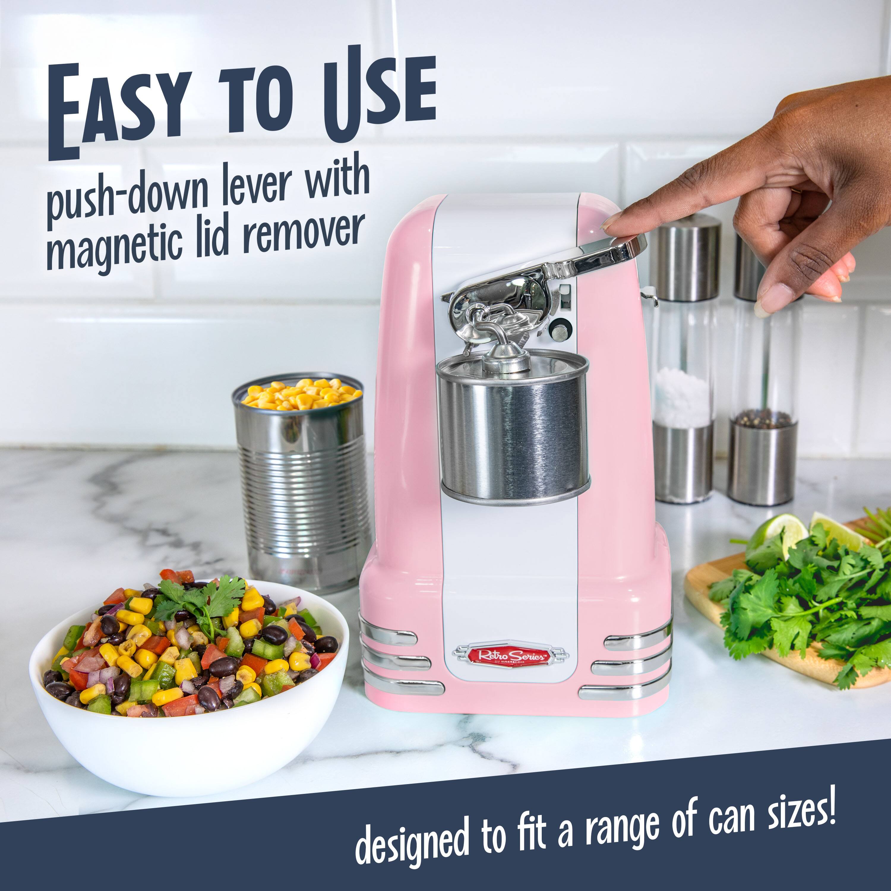 EASY TO USE  
push-down lever with magnetic lid remover  
designed to fit a range of can sizes!
