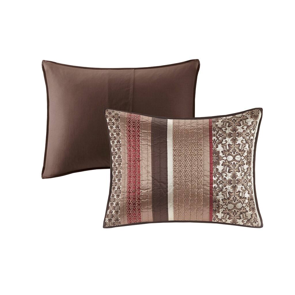 Alt View 4. Gracie Mills - Gracie Mills Irmgard 5-Piece Reversible Jacquard Quilt Set with Throw Pillows - Red.