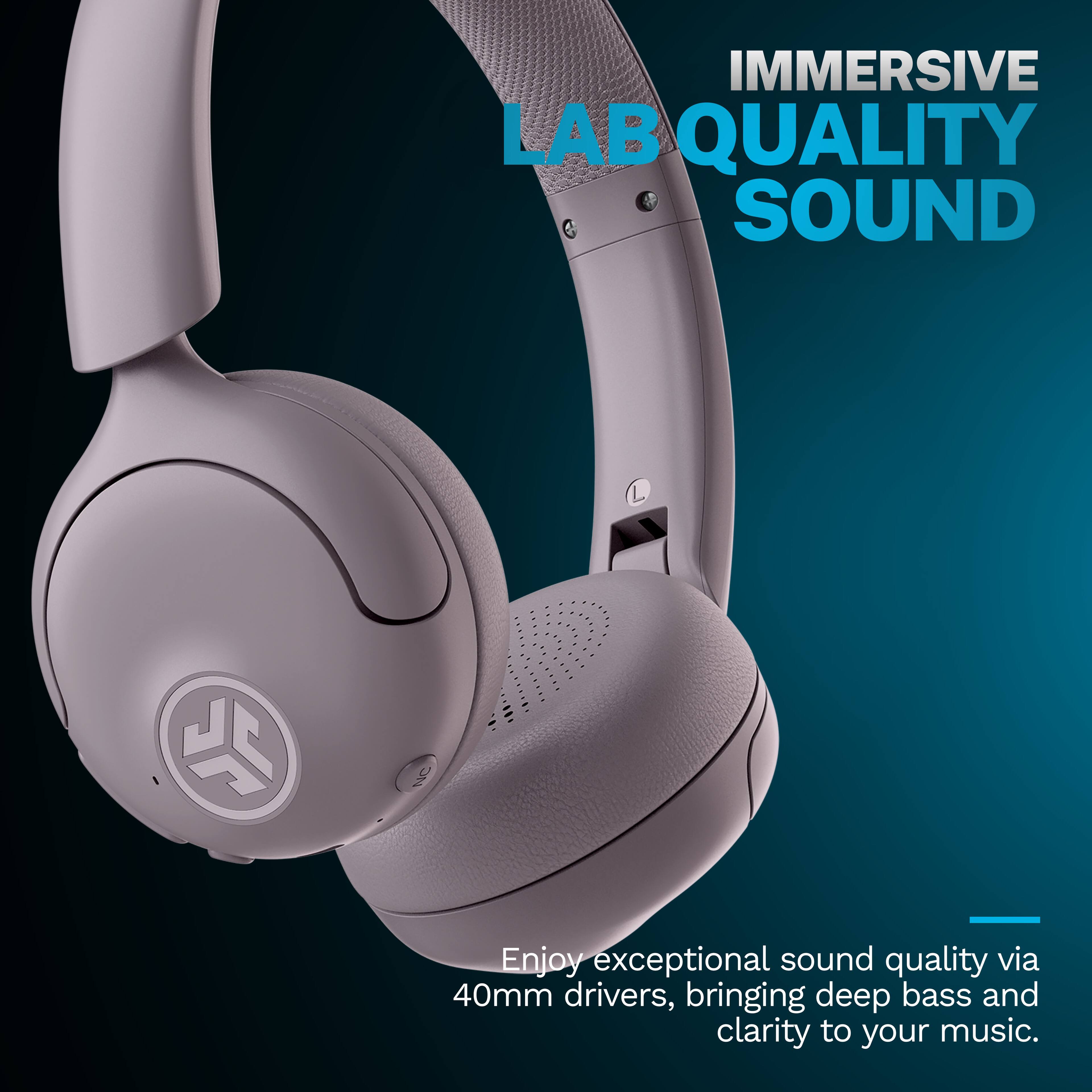 IMMERSIVE LAB QUALITY SOUND
Enjoy exceptional sound quality via 40mm drivers, bringing deep bass and clarity to your music.