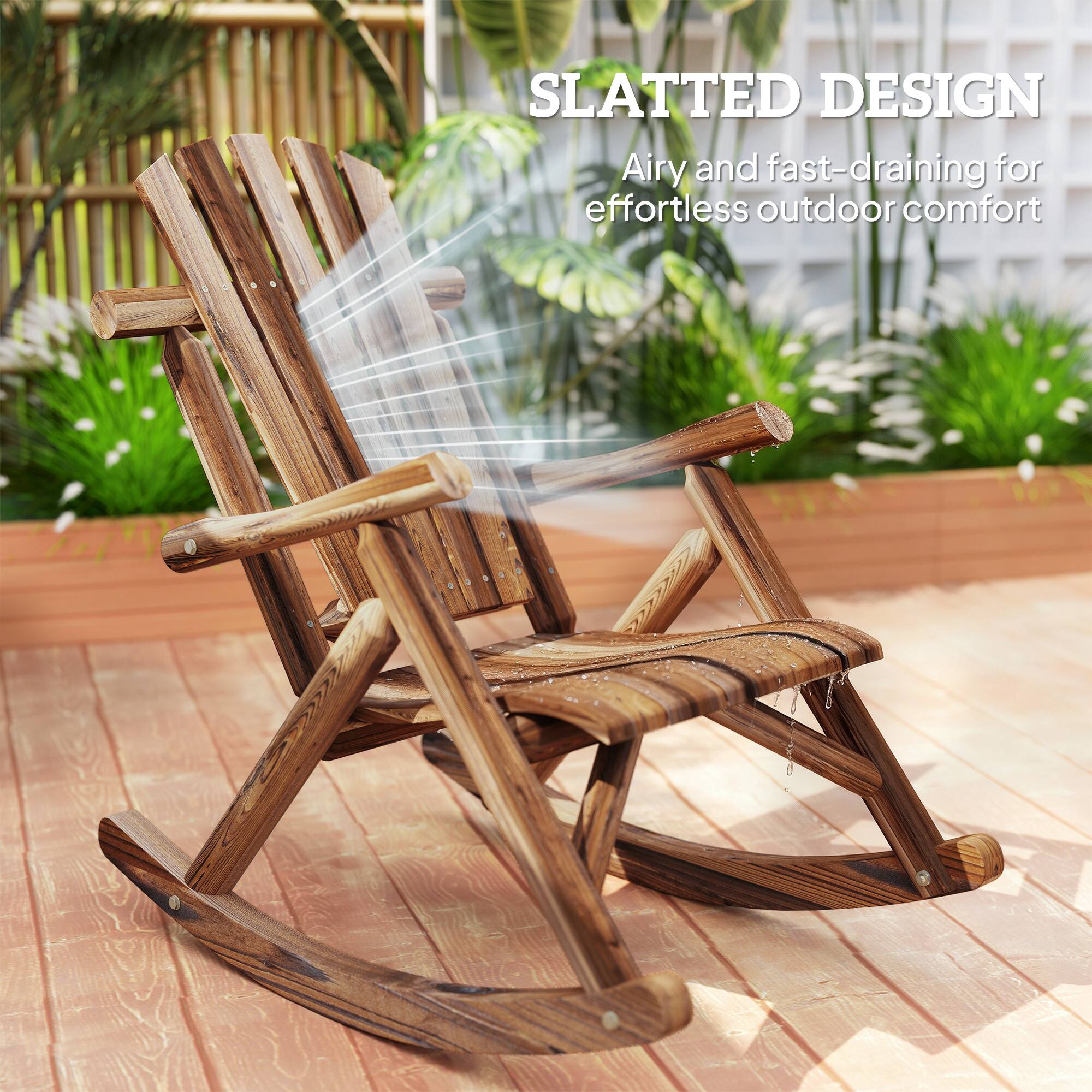 SLATTED DESIGN  
Airy and fast-draining for effortless outdoor comfort