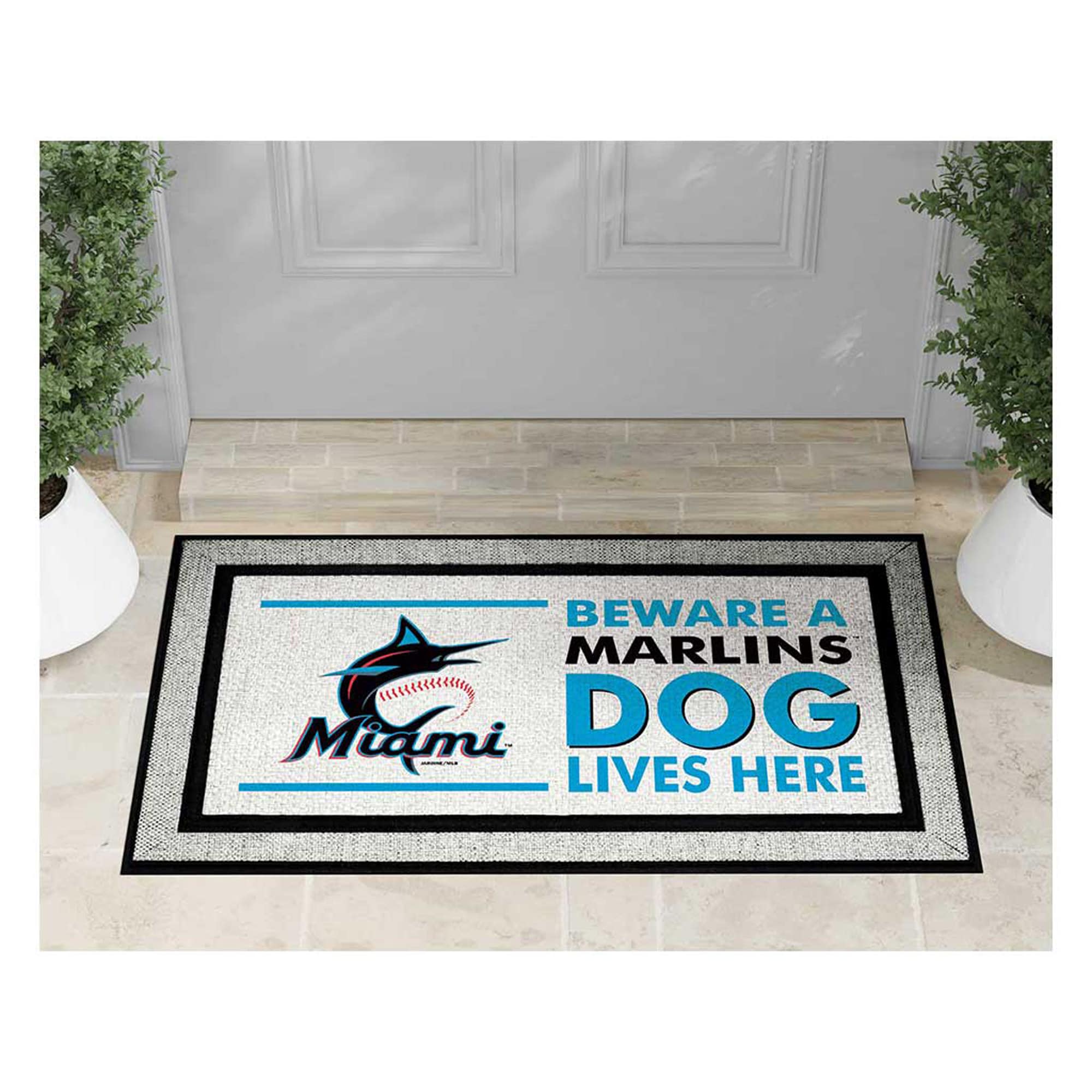 BEWARE A MARLINS MIAMI DOG LIVES HERE