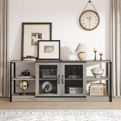 The text on the clock reads:
"HOME
HOME IS WHERE THE HEART IS"