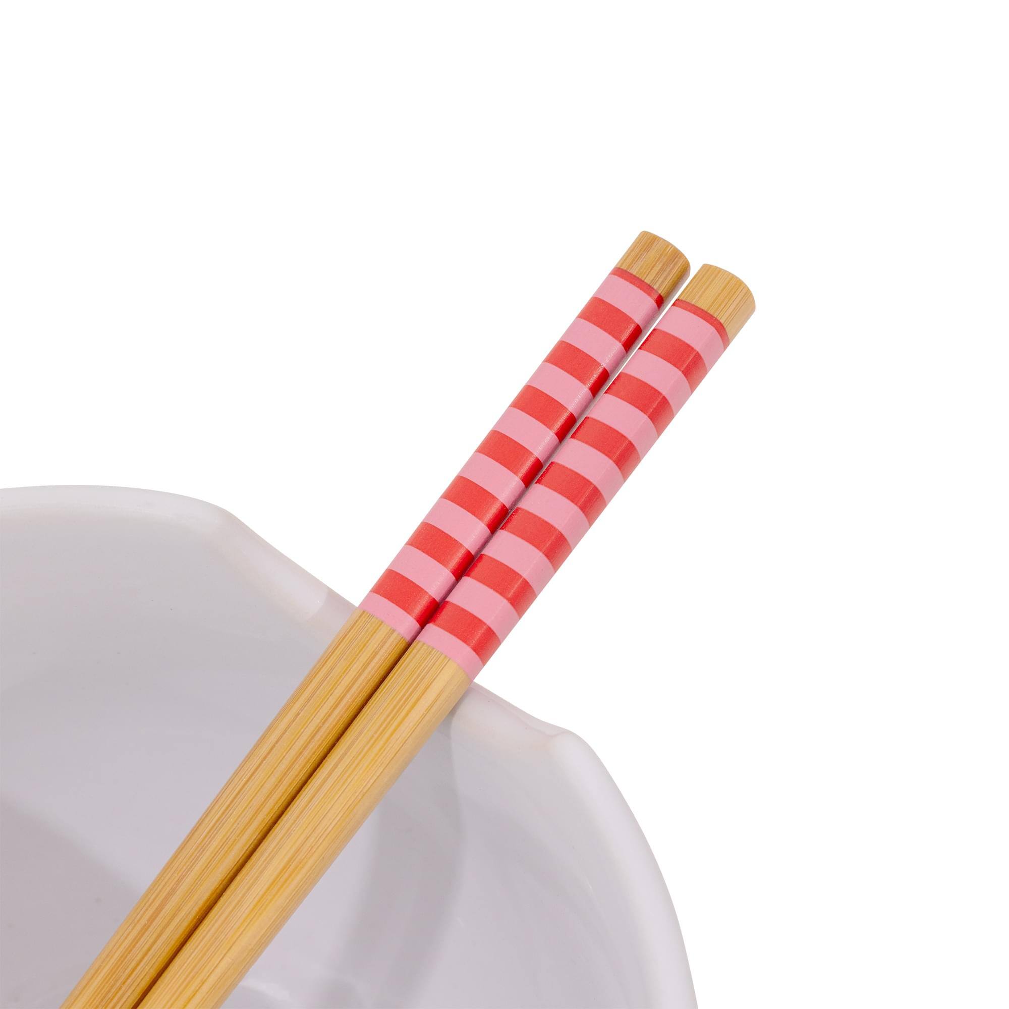 Alt View 10. Silver Buffalo - Strawberry Shortcake Rainbow 20-Ounce Ceramic Ramen Bowl With Chopsticks - Multi-Colored.