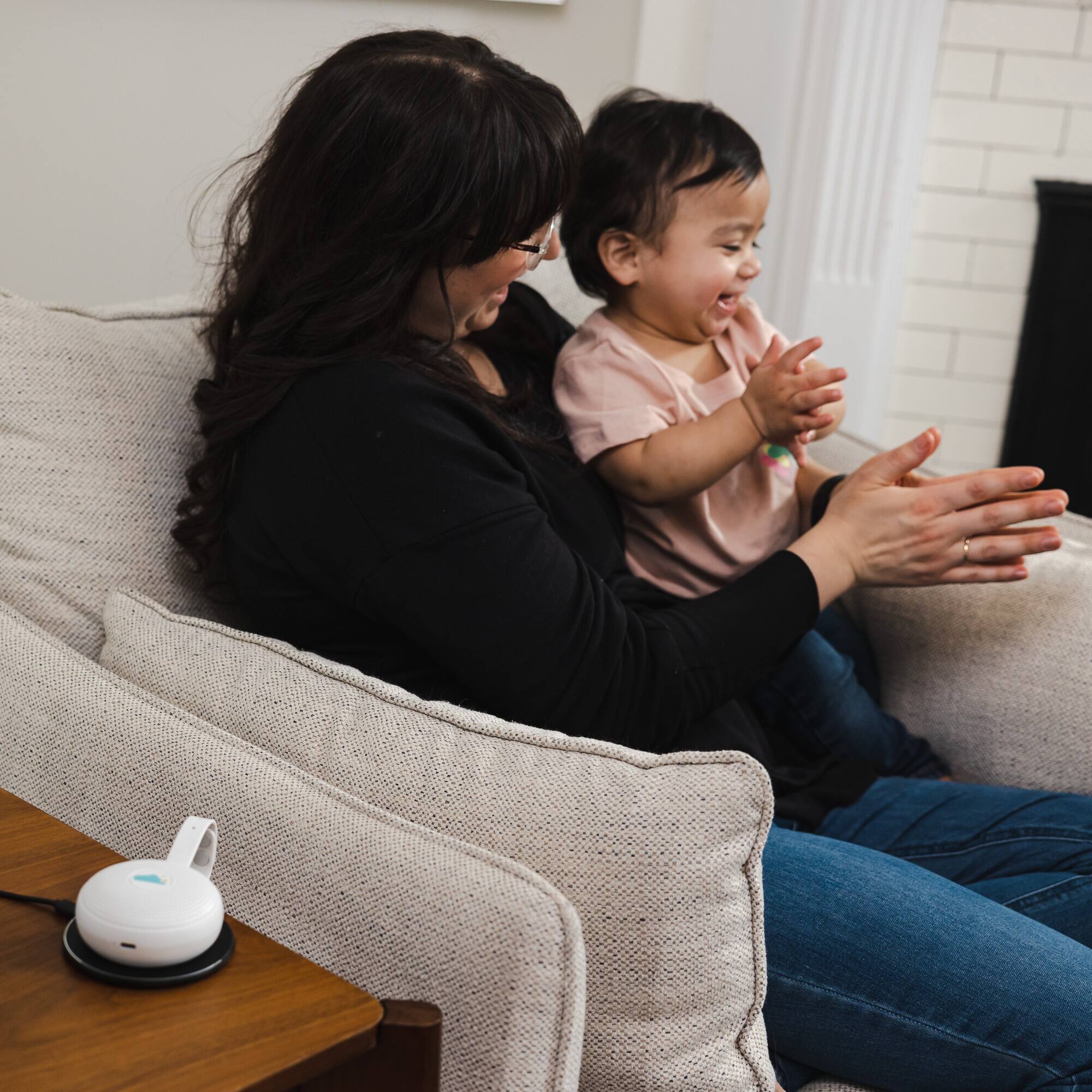 Alt View 6. Yogasleep - Yogasleep Hushh+ Travel Sound Machine - White.