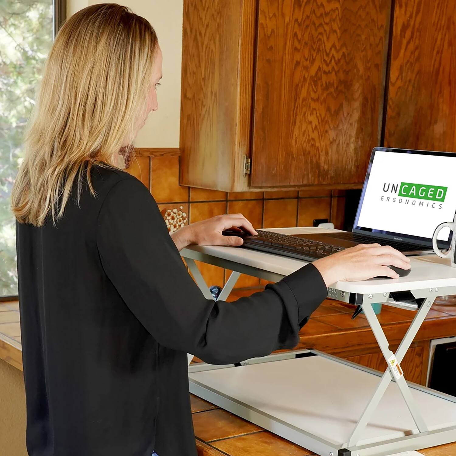 UN CAGED ERGONOMICS