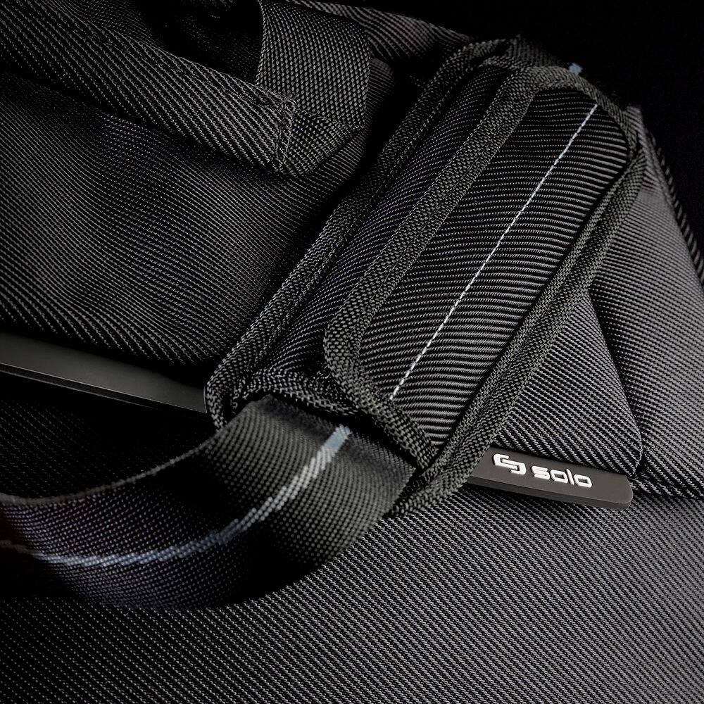 Alt View 15. Solo New York - Studio Portfolio Laptop Briefcase for 17.3" Laptop - Black.