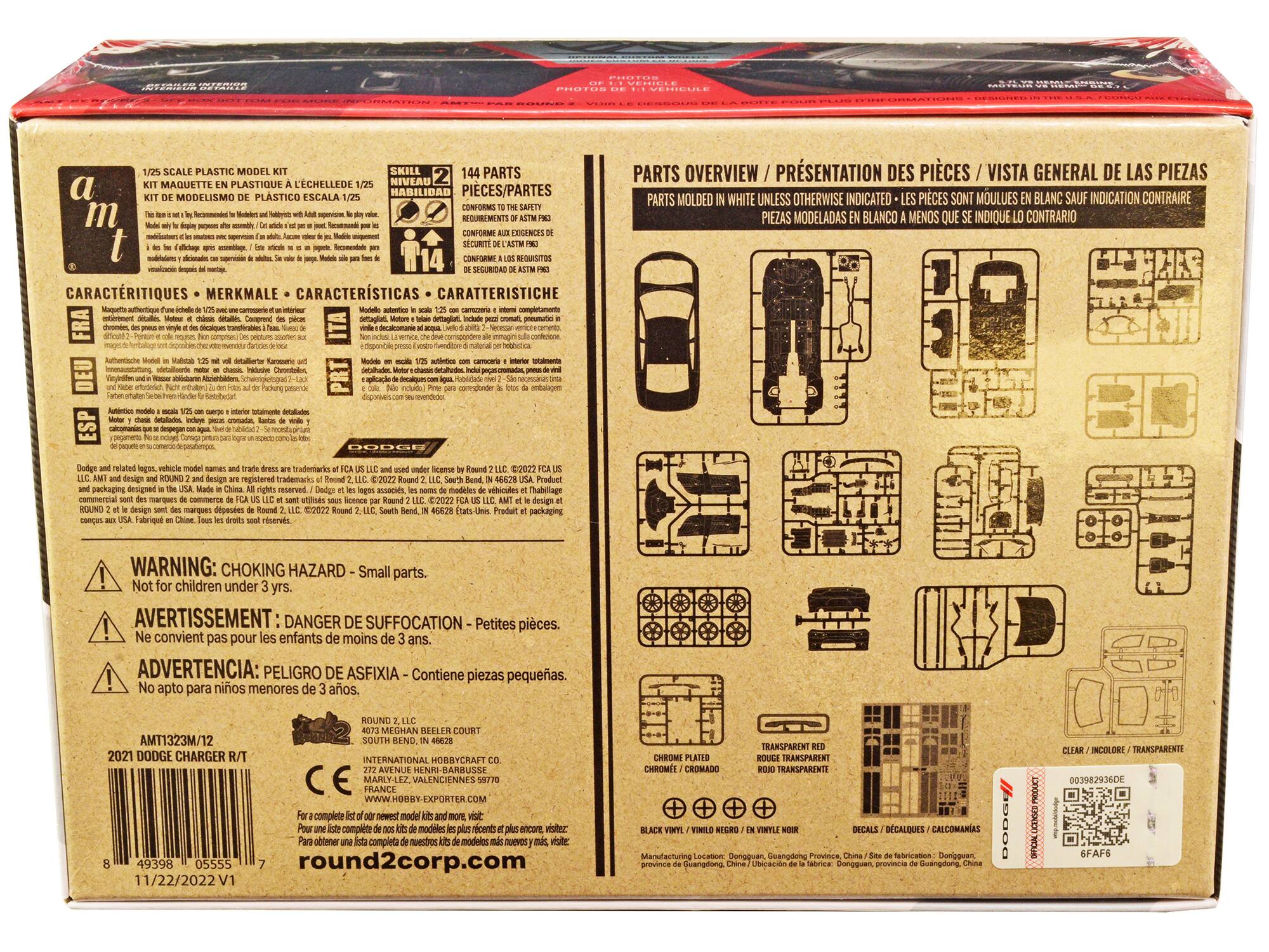 Sure, here is the corrected and grouped text from the image:

---

**1/25 SCALE PLASTIC MODEL KIT**

**KIT MAQUETTE EN PLASTIQUE À L'ÉCHELLE 1/25**

**KIT DE MODELLISMO PLÁSTICO ESCALA 1/25**

**SKILL LEVEL 144**

**NIVEAU DE DIFFICULTÉ 144**

**CARACTERÍSTIQUES • MERKMALE • CARACTERÍSTICAS**

- Maqueta autorizada Chrysler 1/25 con un total de 144 piezas.
- Modelos autorizados por Chrysler, Inc. y Dodge, Inc.
- Autorizado por Chrysler, Inc. y Dodge, Inc.
- Modelos autorizados por Chrysler, Inc. y Dodge, Inc.
- Modelos autorizados por Chrysler, Inc. y Dodge, Inc.
- Modelos autorizados por Chrysler, Inc. y Dodge, Inc.
- Modelos autorizados por Chrysler, Inc. y Dodge, Inc.
- Modelos autorizados por Chrysler, Inc. y Dodge, Inc.
- Modelos autorizados por Chrysler, Inc. y Dodge, Inc.
- Model