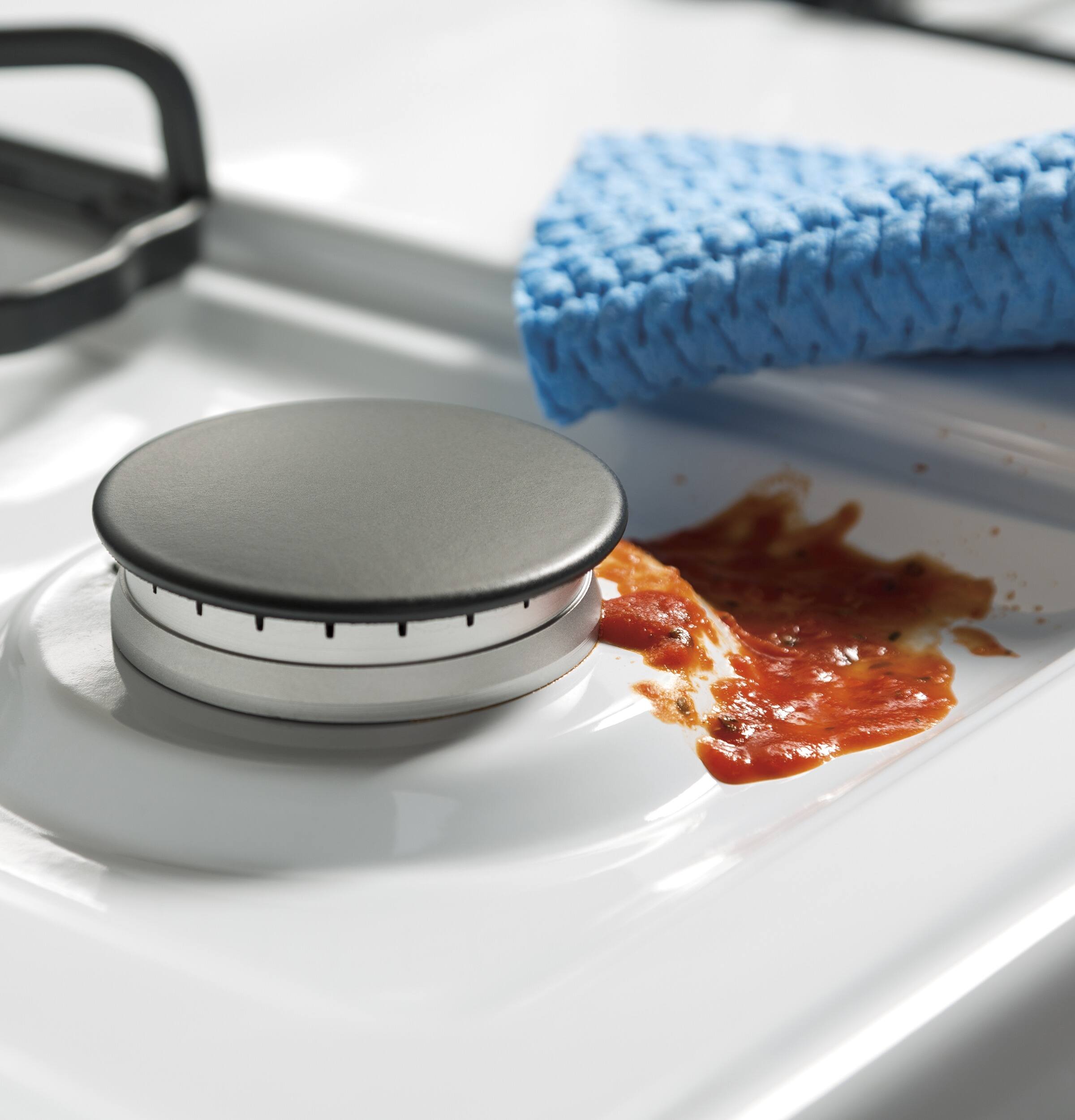 Alt View 15. GE - 4.8 Cu. Ft. Freestanding Gas Range - White.