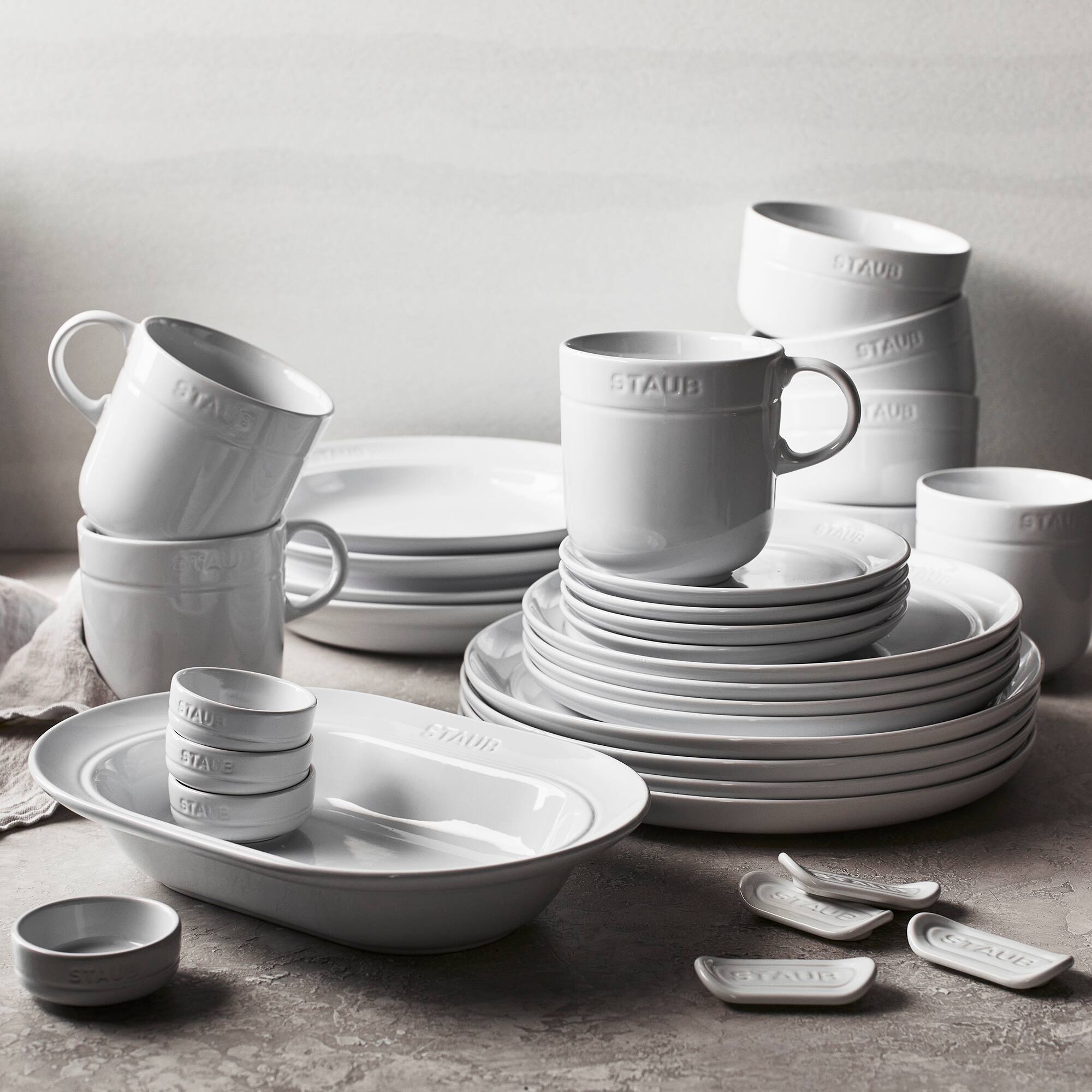 staub　ホワイト 18㌢ Staub Ceramic Dinnerware 4 pc 6 inch Appetizer Plate Set White