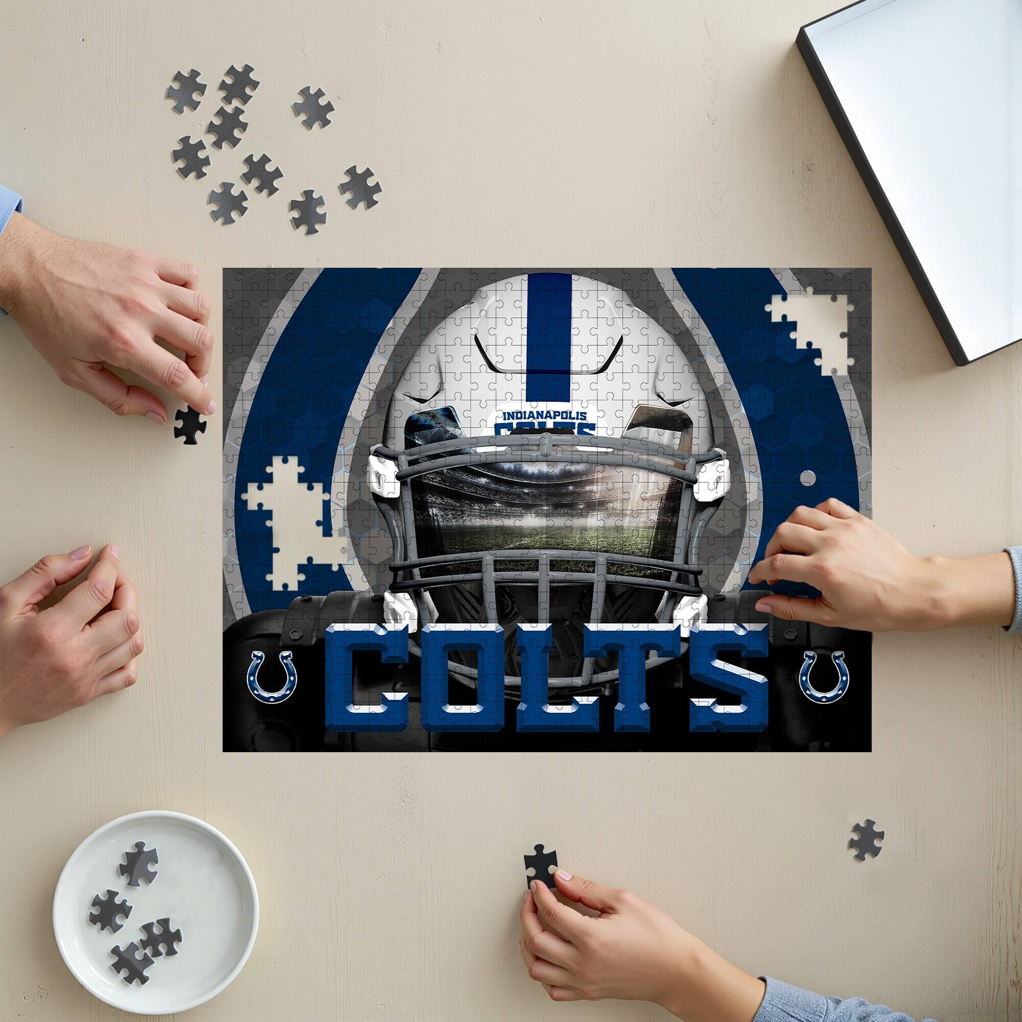 INDIANAPOLIS COLTS